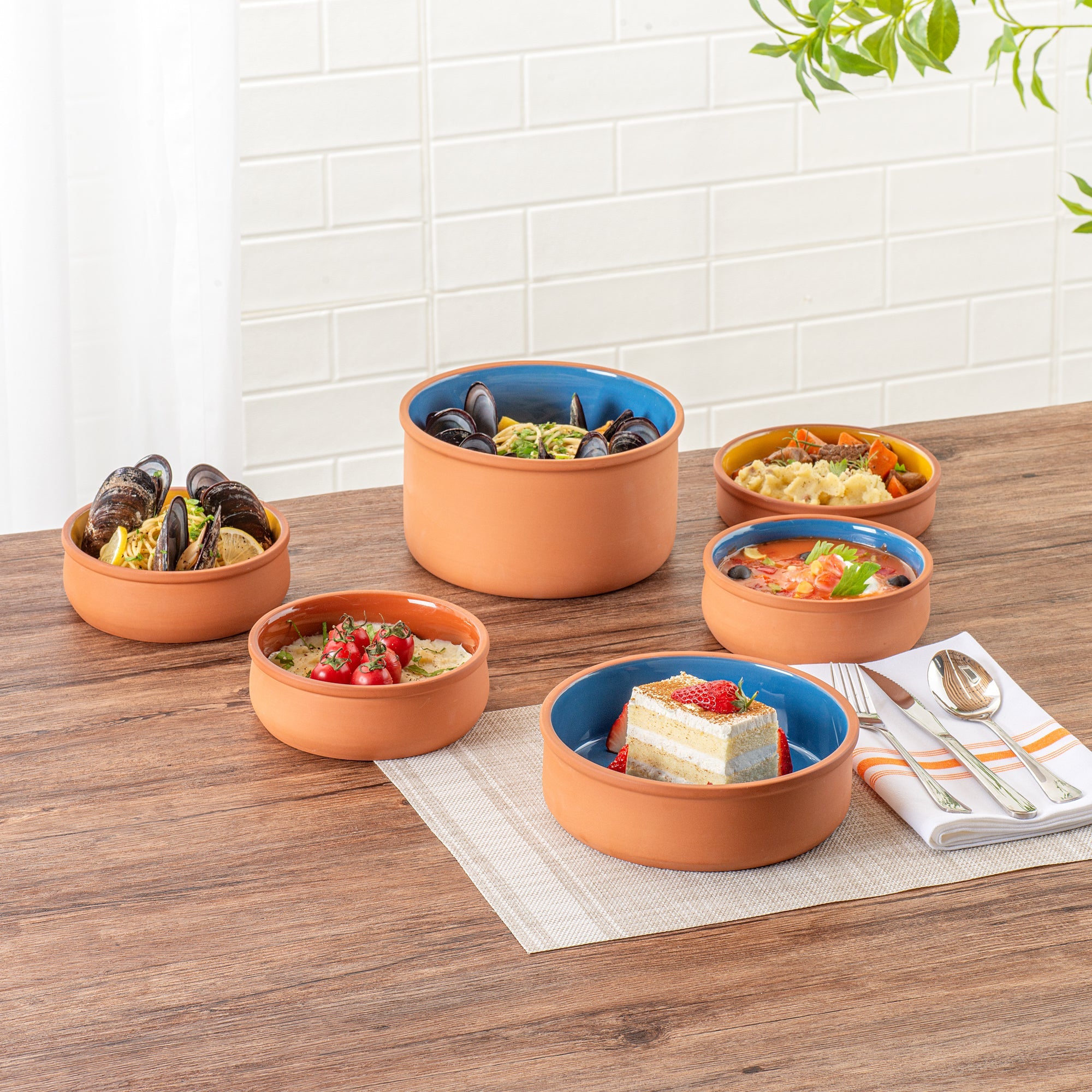 Terra Tek 34 oz Terracotta Cazuela Bowl - Blue Glazed Interior, Oven-Safe, Microwave-Safe - 7 1/2'' x 7 1/2'' x 2 1/4'' - 10 count box