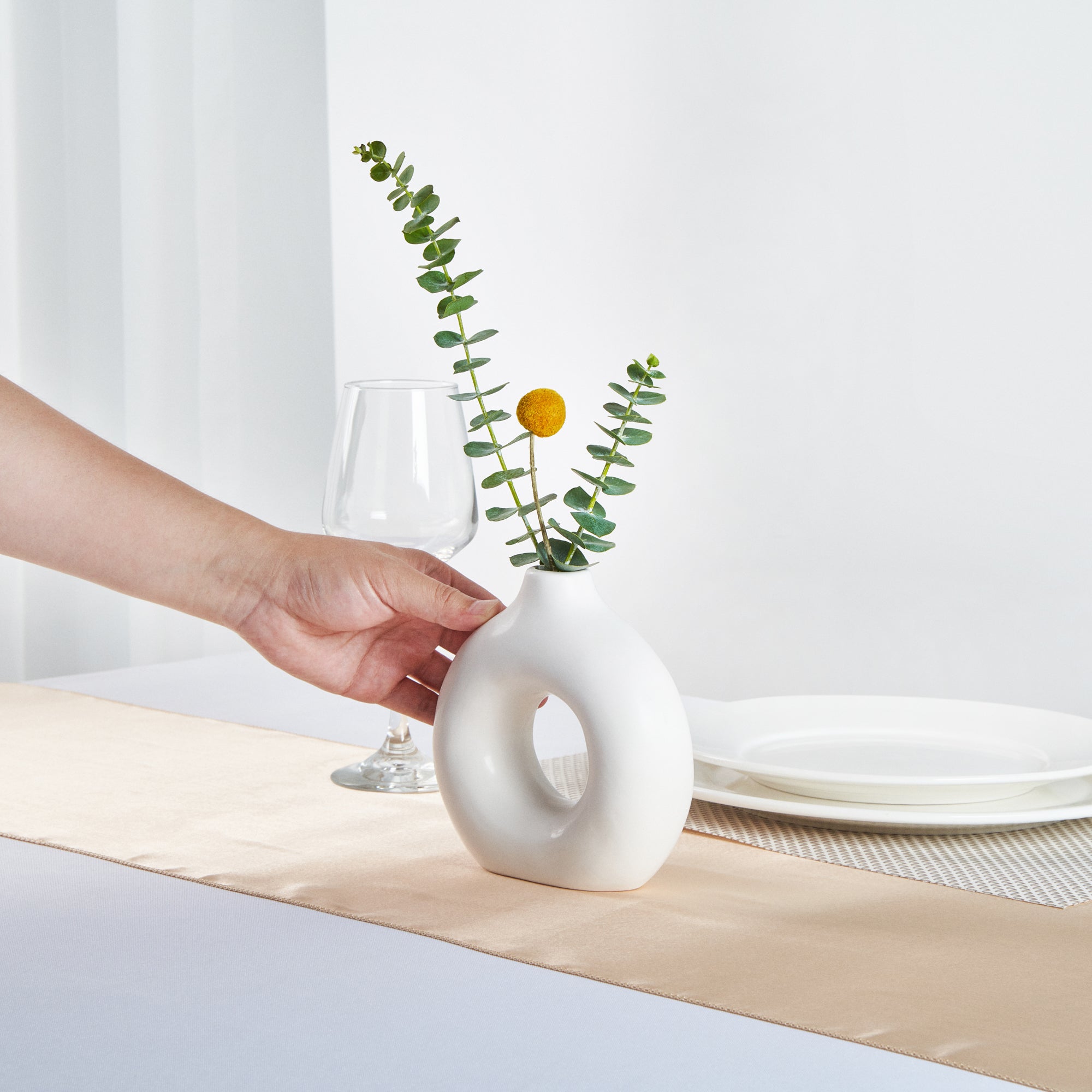 Table Art White Ceramic Donut Vase - 5 3/4'' x 2 1/4'' x 6'' - 1 count box