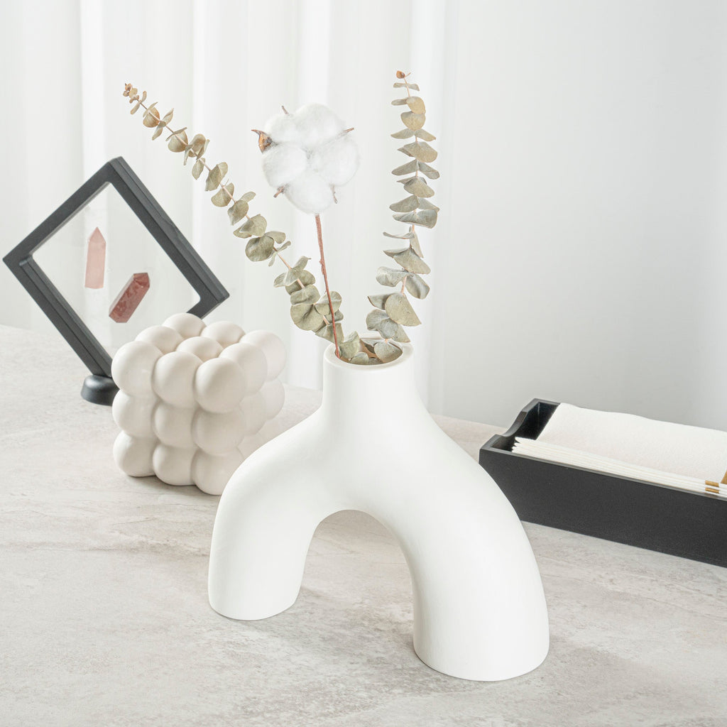 Table Art White Ceramic Soft Arch Vase - 9'' x 3 1/4'' x 8'' - 1 count box
