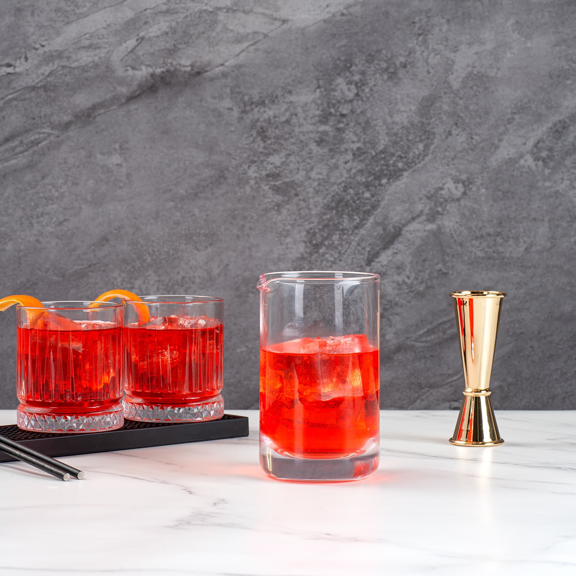 Bar Lux 30 oz Cocktail Mixing Glass - Hand-Blown, Crystal - 4 1/2" x 4" x 6 1/2" - 1 count box
