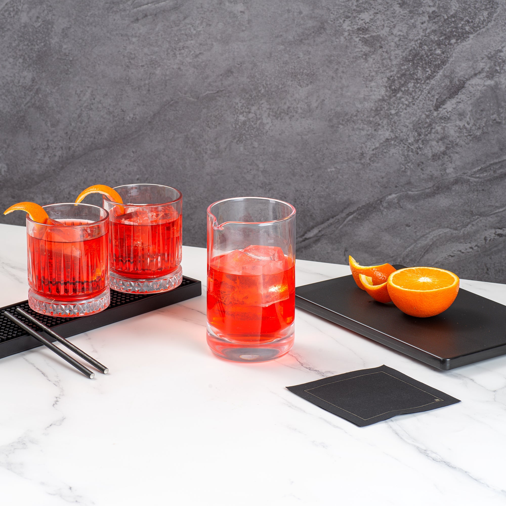 Bar Lux 30 oz Cocktail Mixing Glass - Hand-Blown, Crystal - 4 1/2" x 4" x 6 1/2" - 1 count box