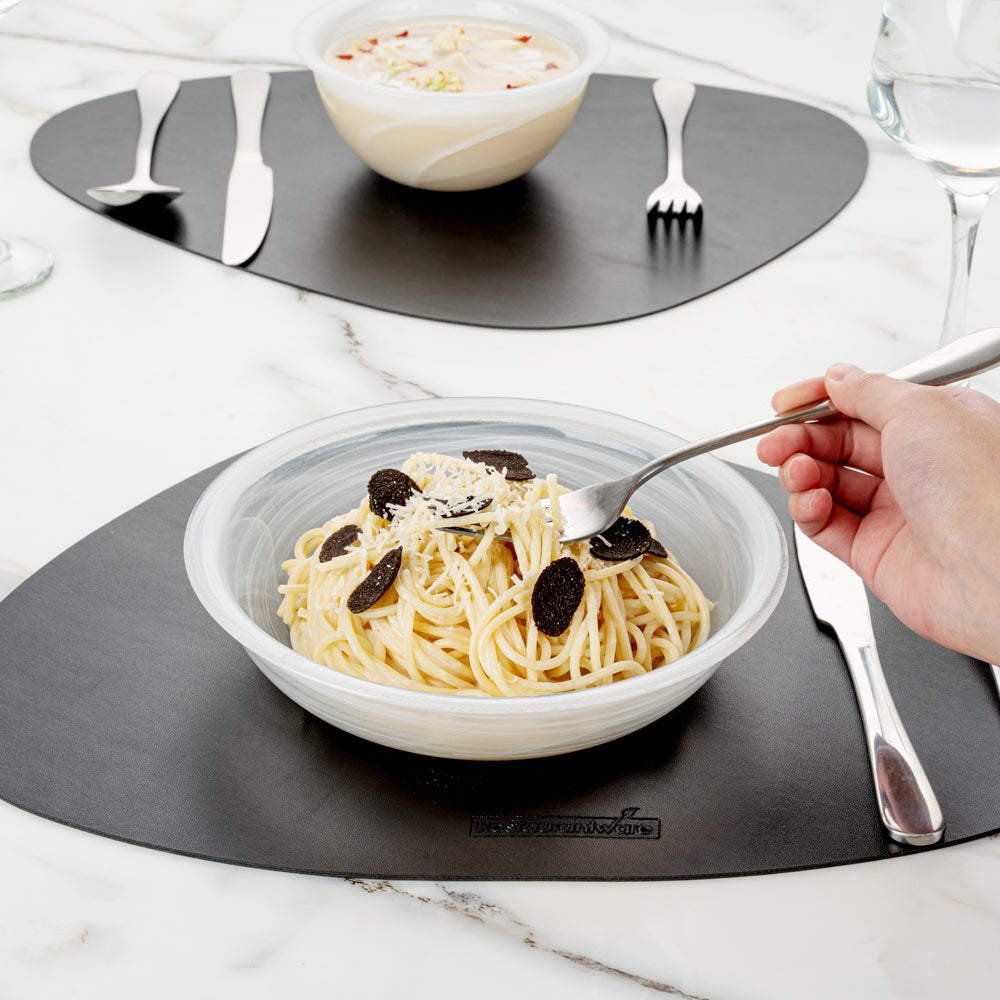 Vetri 24 oz Round White Glass Solar Bowl - 7 3/4" x 7 3/4" x 1 3/4" - 1 count box