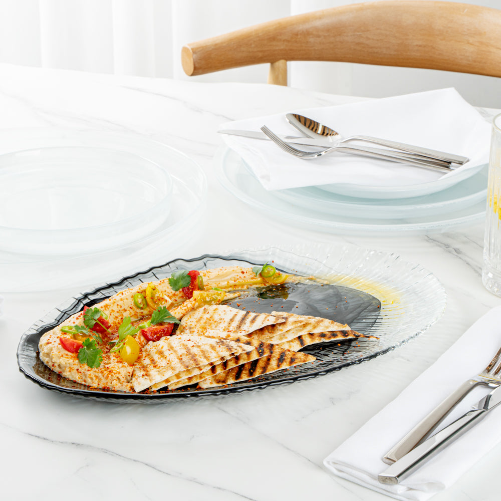 Vetri Oval Black Glass Focus Serving Plate - 15" x 9 3/4" x 1 1/4" - 6 count box