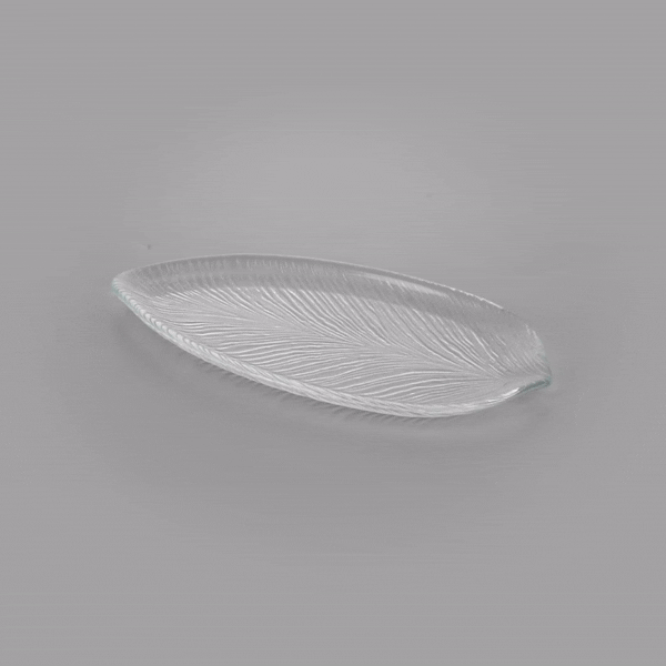 Vetri Clear Glass Leaf Serving Plate - 11 3/4" x 5 1/2" x 3/4" - 6 count box