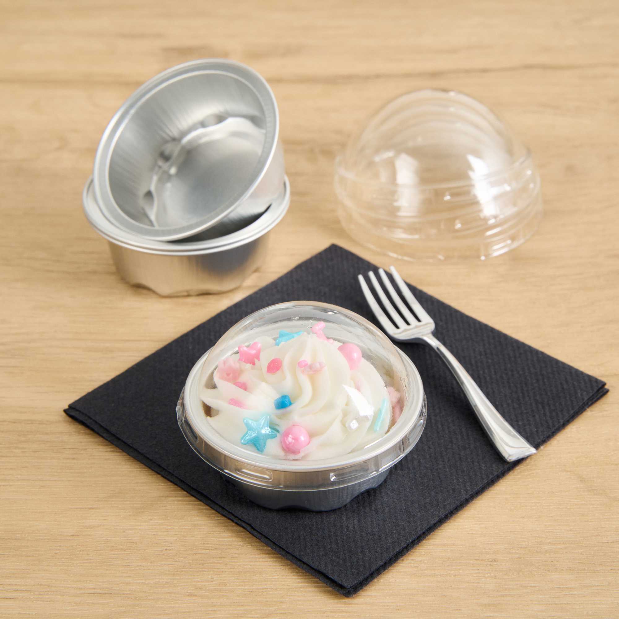 Pastry Tek 2 oz Round Silver Aluminum Baking Cup - with Plastic Dome Lid - 2 3/4" x 2 3/4" x 1" - 100 count box