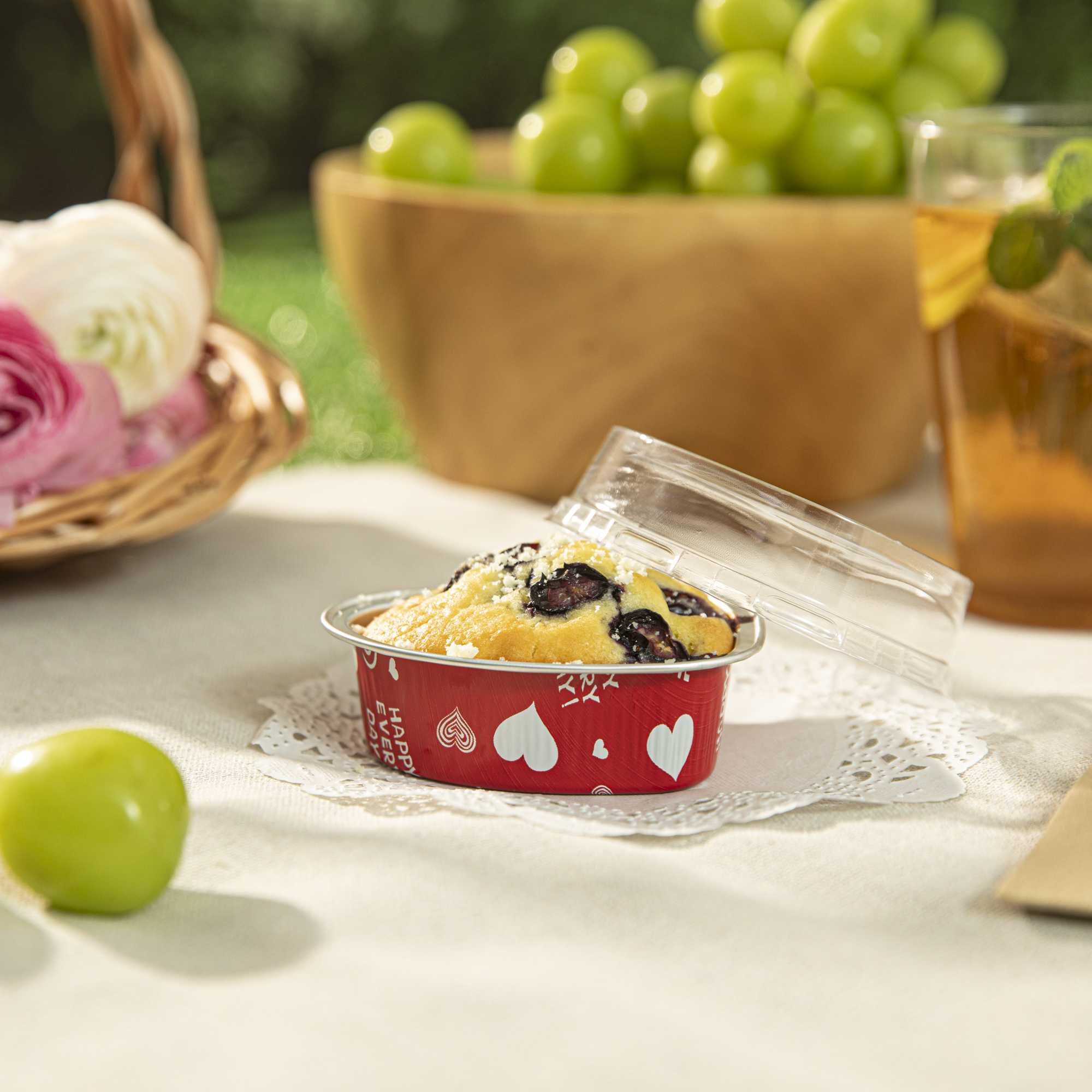 Pastry Tek 3 oz Heart Happy Hour Aluminum Baking Cup - with Plastic Dome Lid - 3 1/2" x 3 1/2" x 1 1/4" - 100 count box