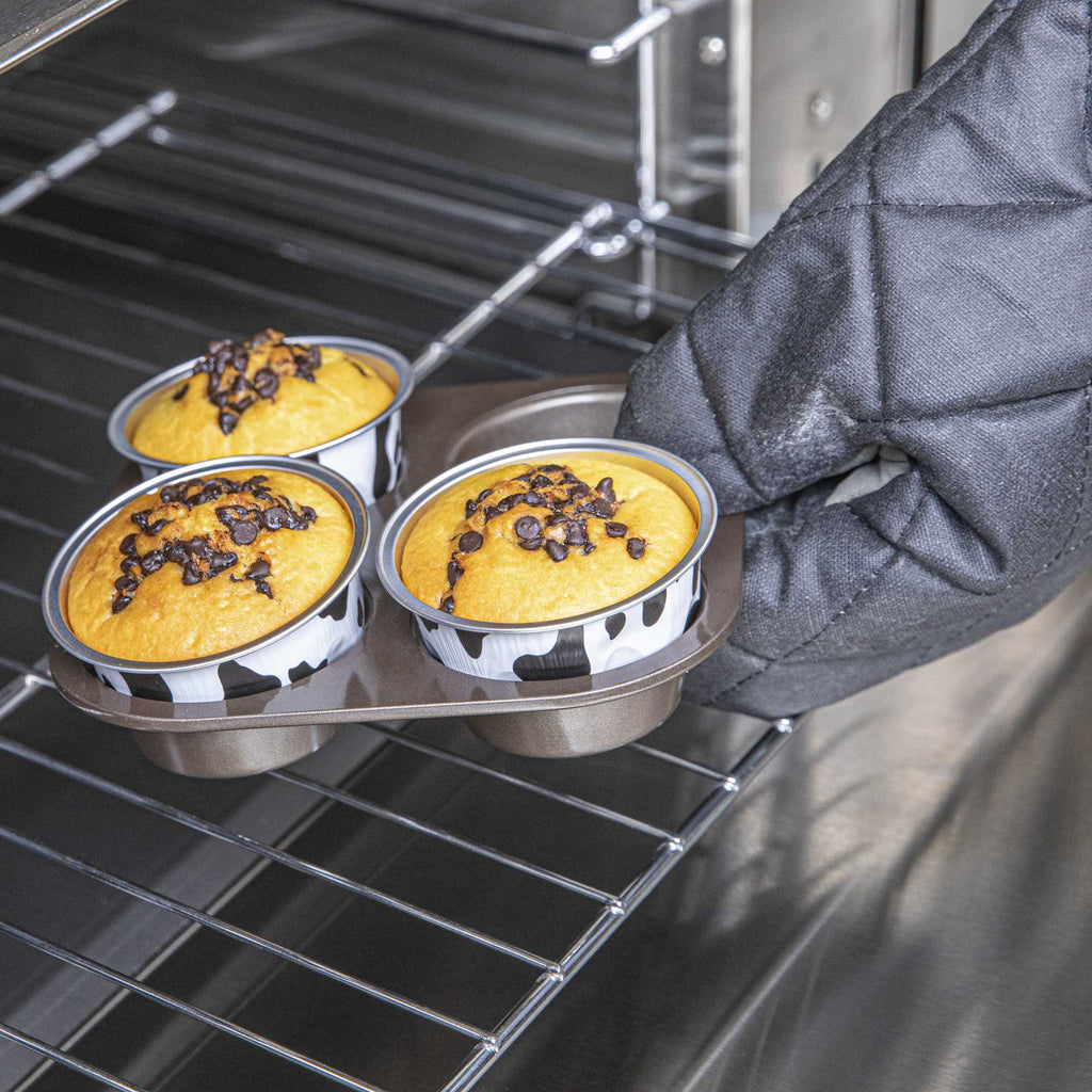 Pastry Tek 3 oz Round Cow Lines Aluminum Baking Cup - with Plastic Dome Lid - 3 1/4" x 3 1/4" x 1" - 100 count box