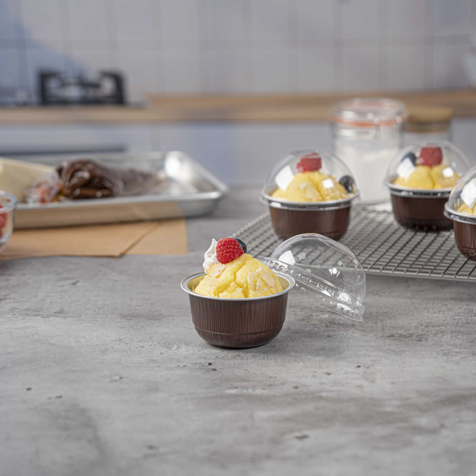 Pastry Tek 5 oz Round Coffee Aluminum Baking Cup - with Plastic Dome Lid - 3 1/4" x 3 1/4" x 1 3/4" - 100 count box