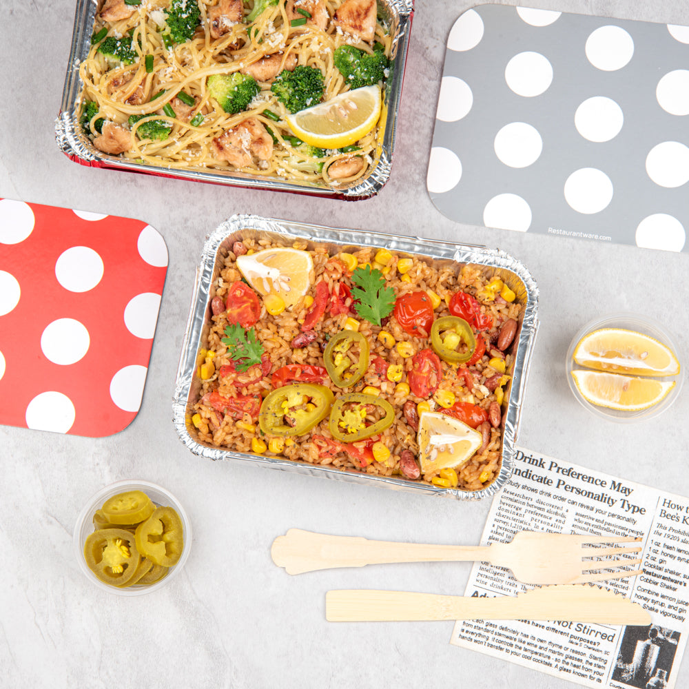 Foil Lux 16 oz Rectangle Silver Aluminum Take Out Container - with Polka Dot Paper Lid - 7 1/4" x 5 1/4" x 2" - 200 count box