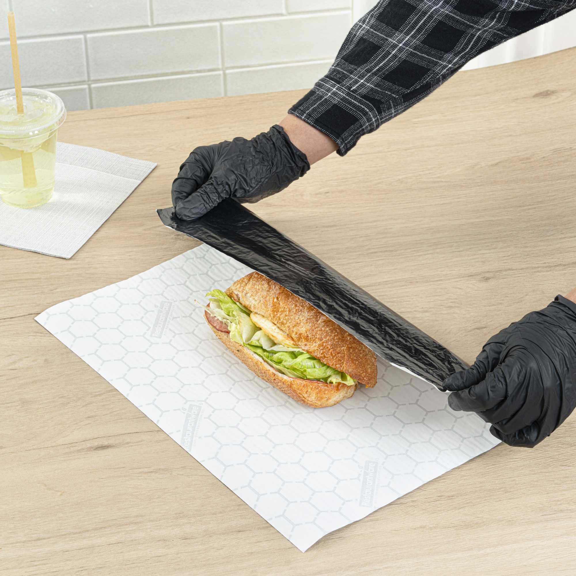 Foil Lux Black Aluminum Sandwich Wrap Sheet - Insulated - 16" x 14" - 500 count box