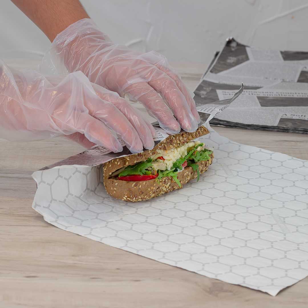 Foil Lux Newsprint Aluminum Sandwich Wrap Sheet - Insulated - 14" x 16" - 500 count box