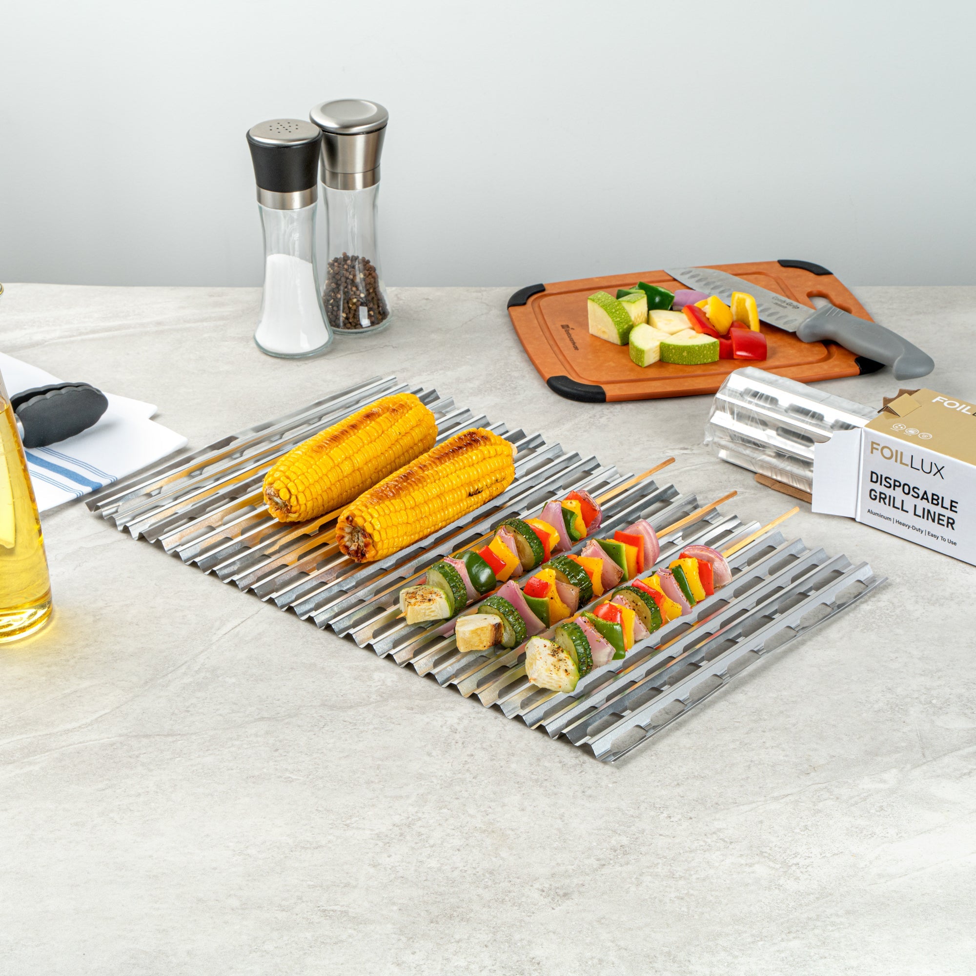 Foil Lux Aluminum Disposable Grill Liner - 19 3/4" x 12" - 10 count box