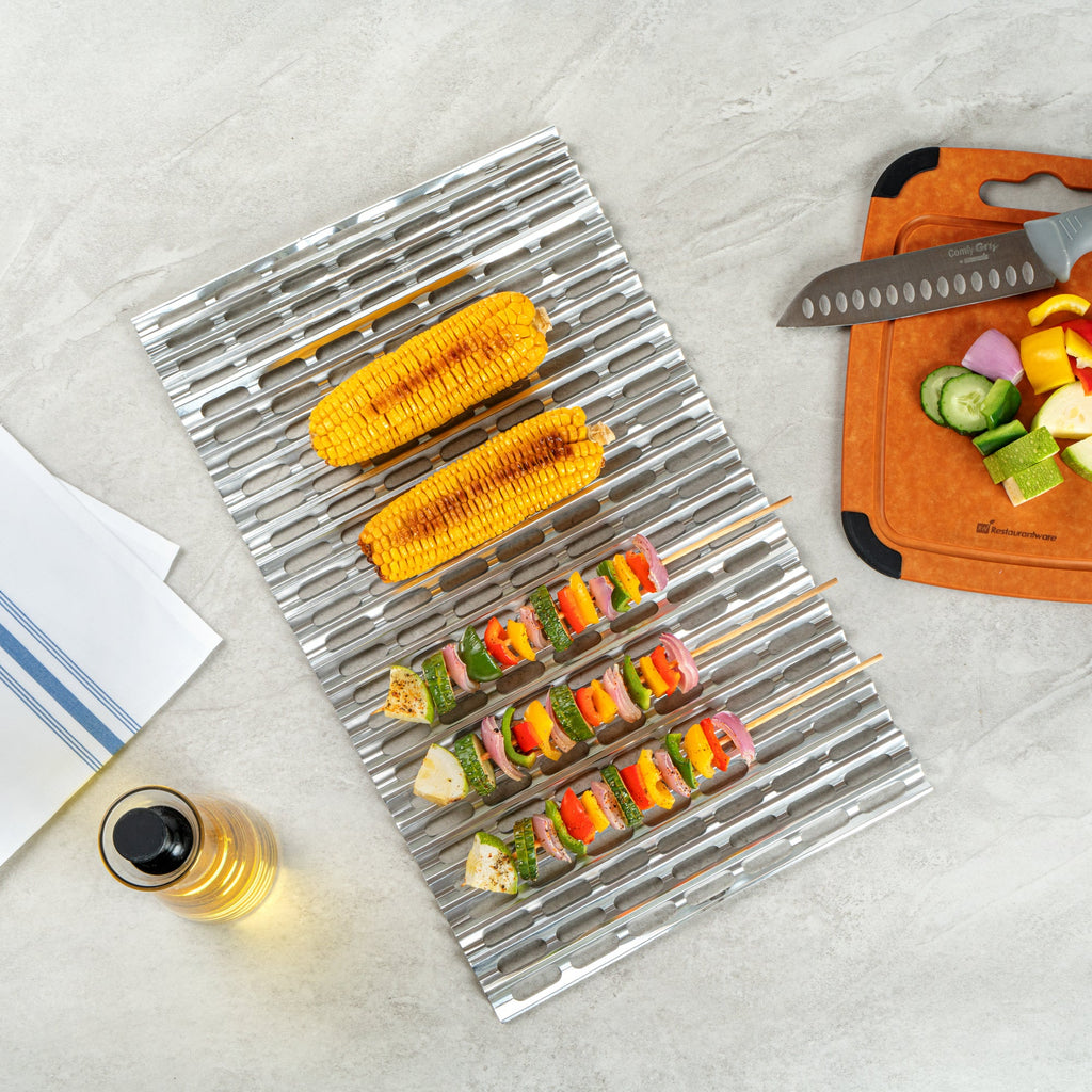 Foil Lux Aluminum Disposable Grill Liner - 19 3/4" x 12" - 10 count box