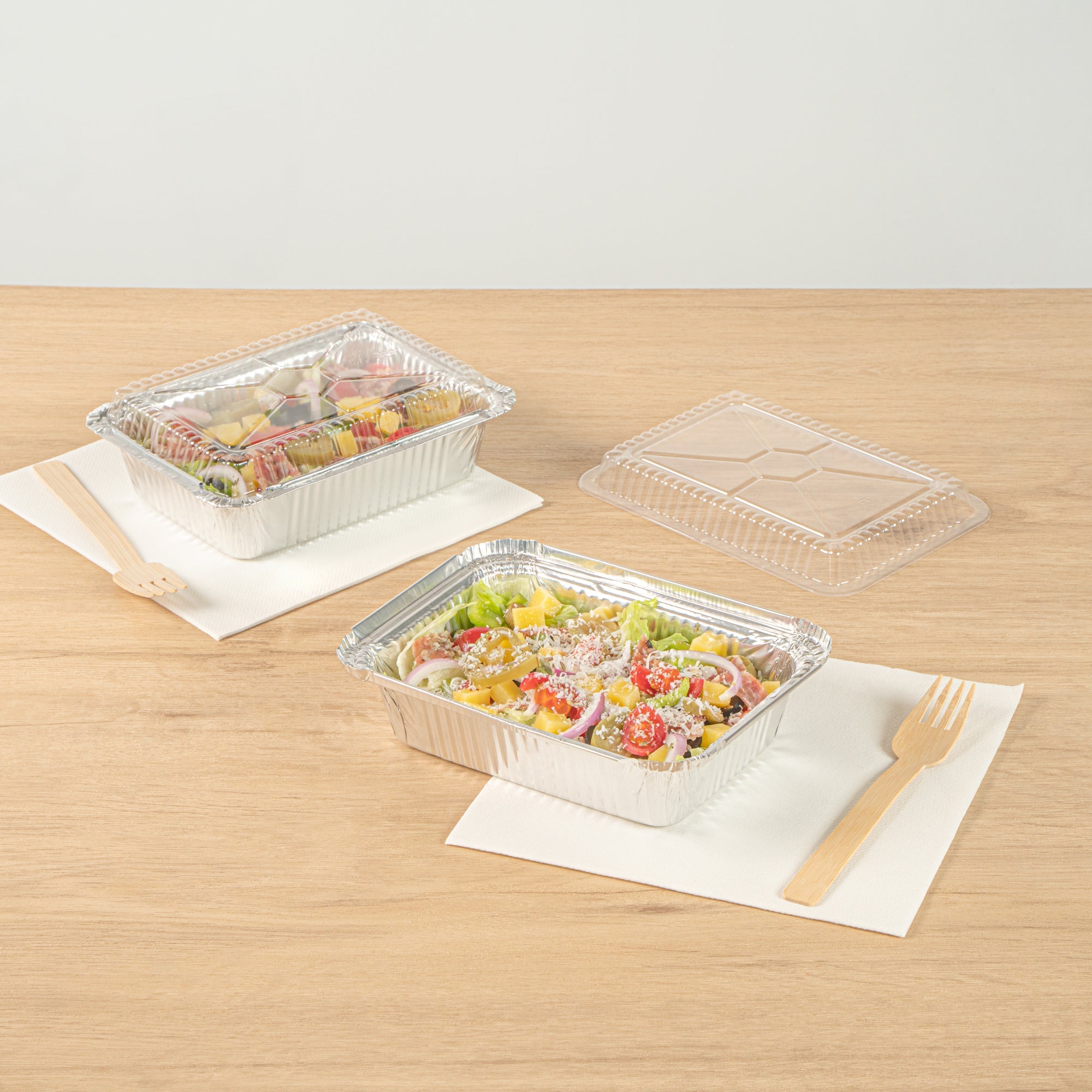 Foil Lux 1 1/2 lb Oblong Aluminum Container - 7 1/4" x 5 1/4" x 1 3/4" - 100 count box