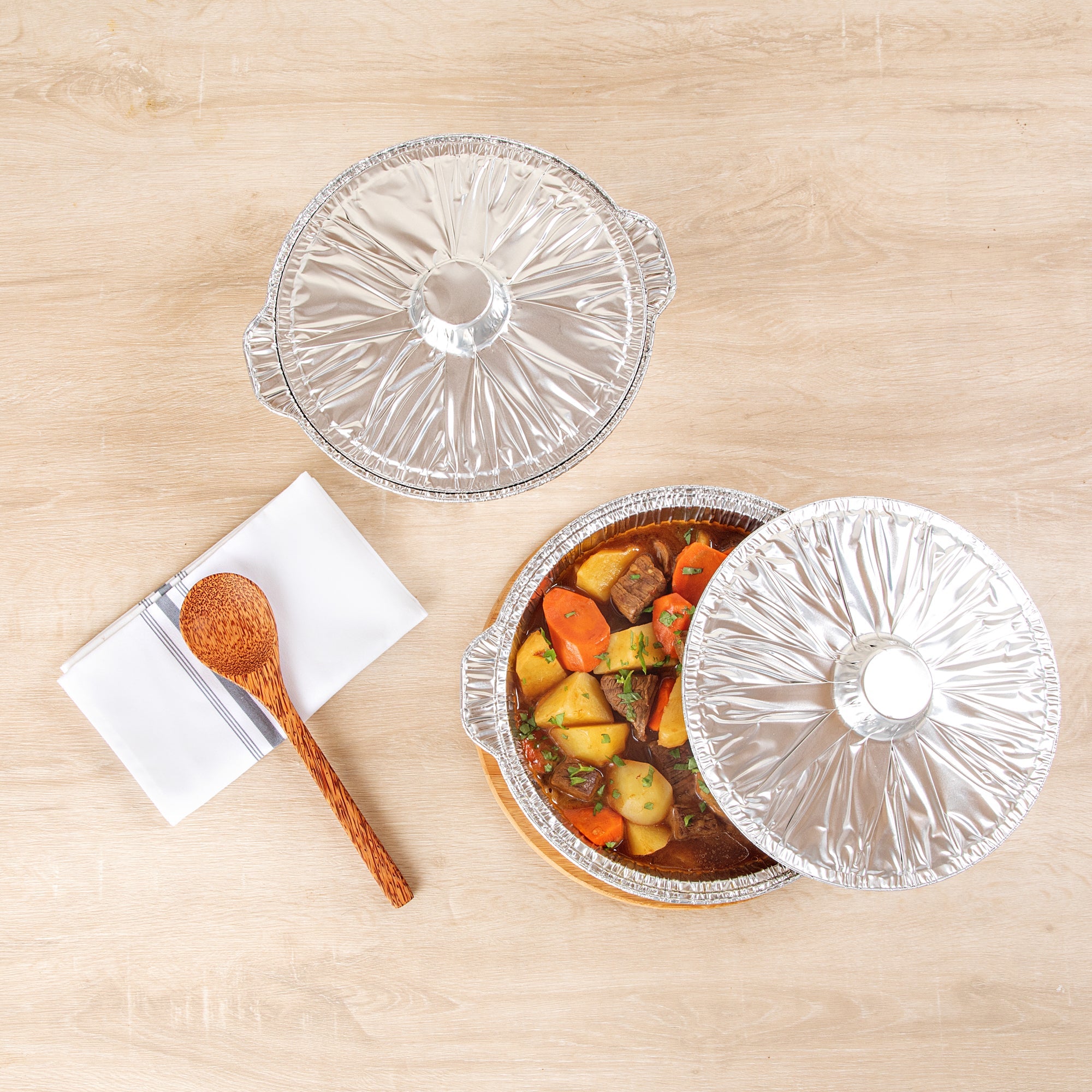 Foil Lux 4 qt Aluminum Foil Pot - with Lid - 11 1/2" x 10 1/4" x 4 3/4" - 10 count box