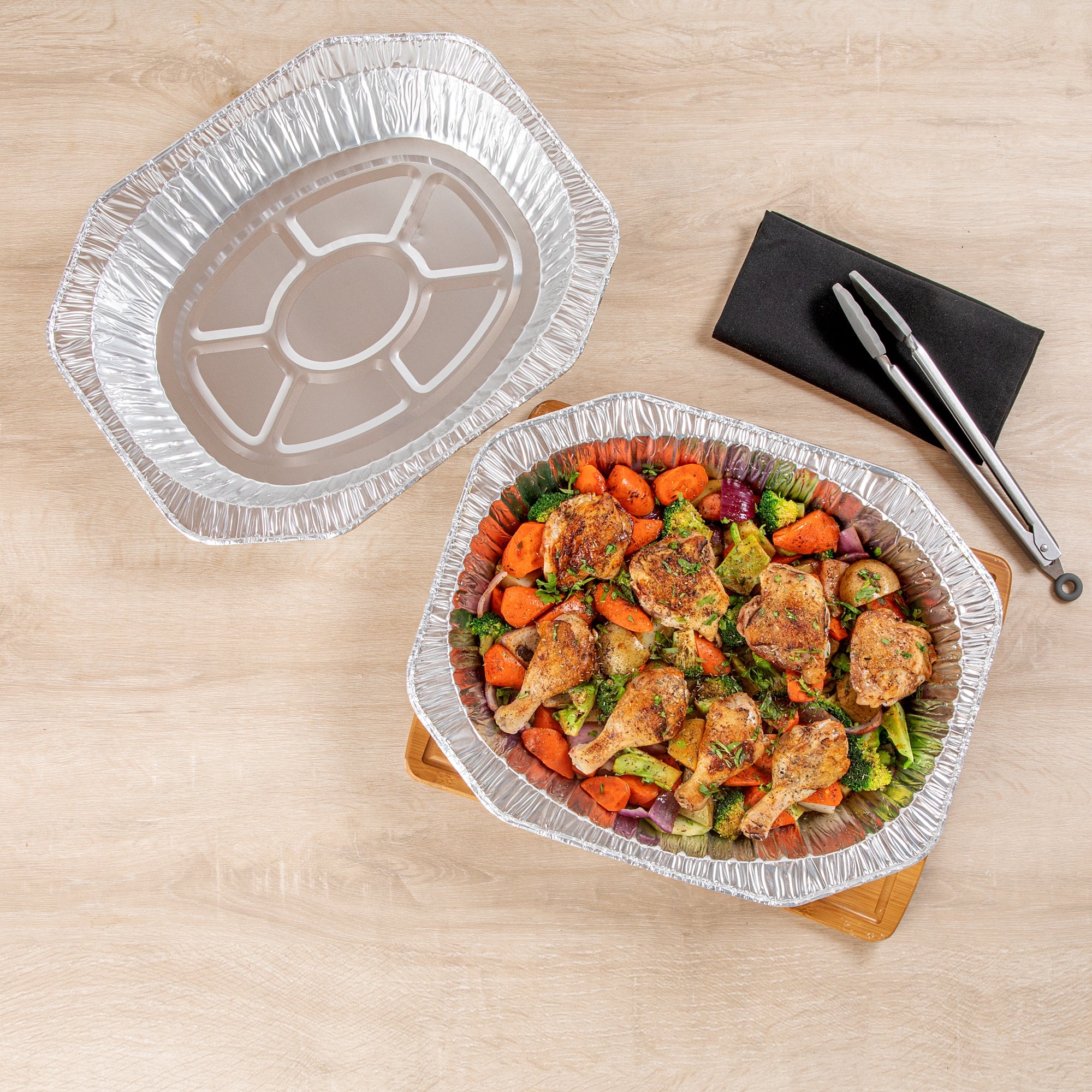 Foil Lux Oval Aluminum Foil Roast Pan - 17 1/2" x 14" x 3 1/4" - 50 count box
