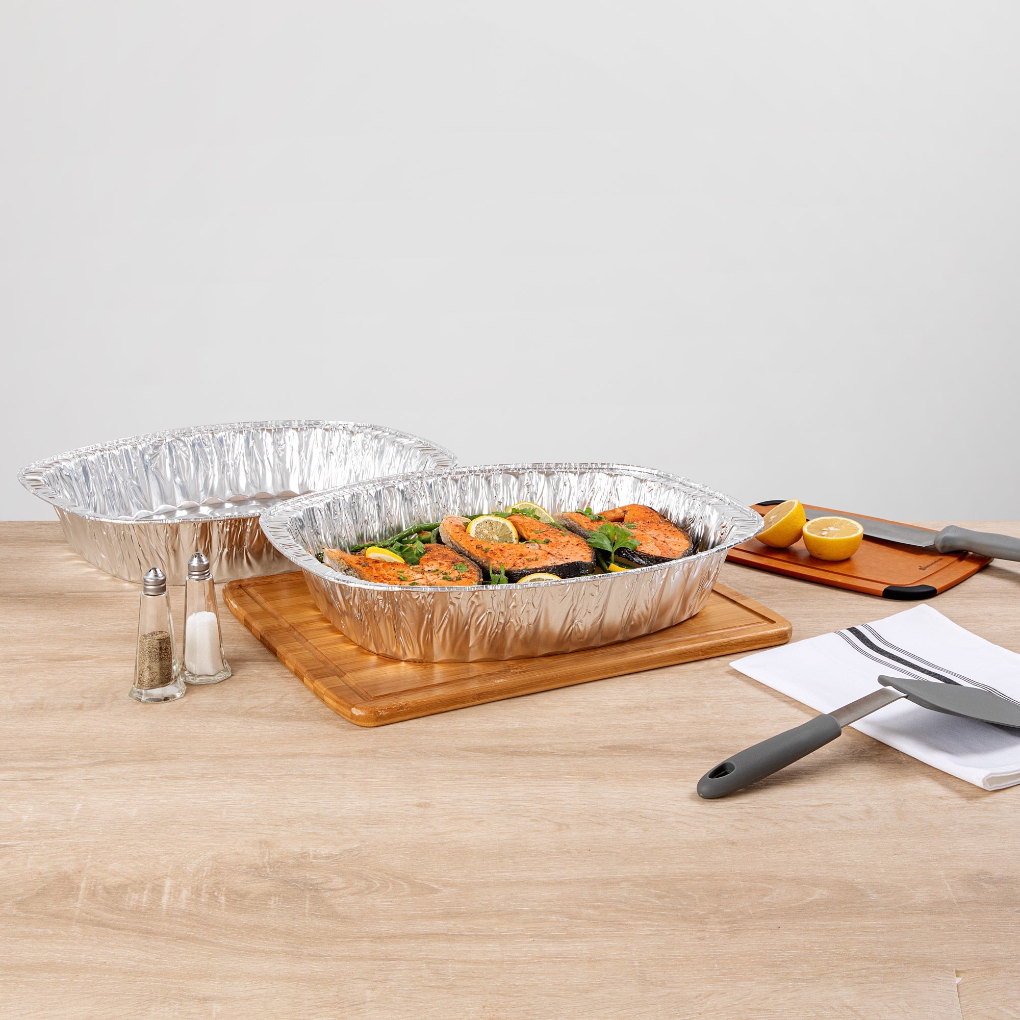 Foil Lux Oval Aluminum Foil Roast Pan - 18" x 14 1/4" x 3 1/4" - 10 count box