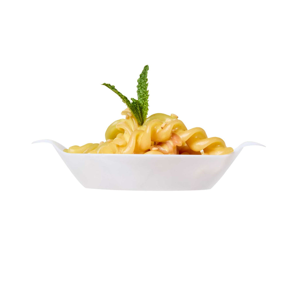 Mini Serve Oval White Plastic Mini Handled Plate - 3 3/4" x 2 1/2" - 100 count box