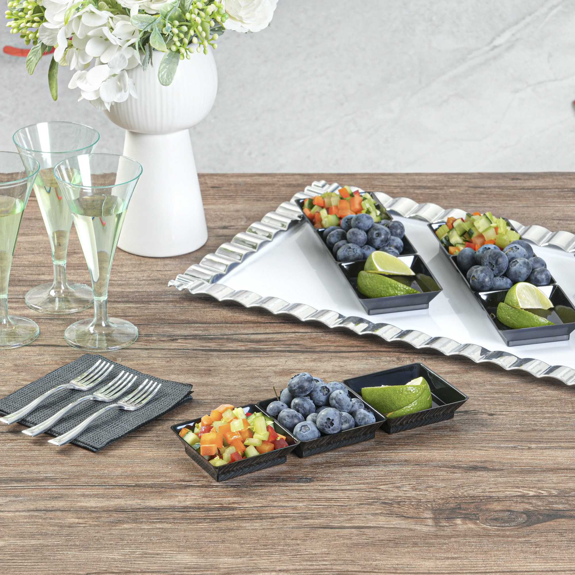 Mini Serve Rectangle Black Plastic Terzetto Mini Plate - 3 Compartments - 7 1/2" x 2 1/2" x 1/2" - 100 count box