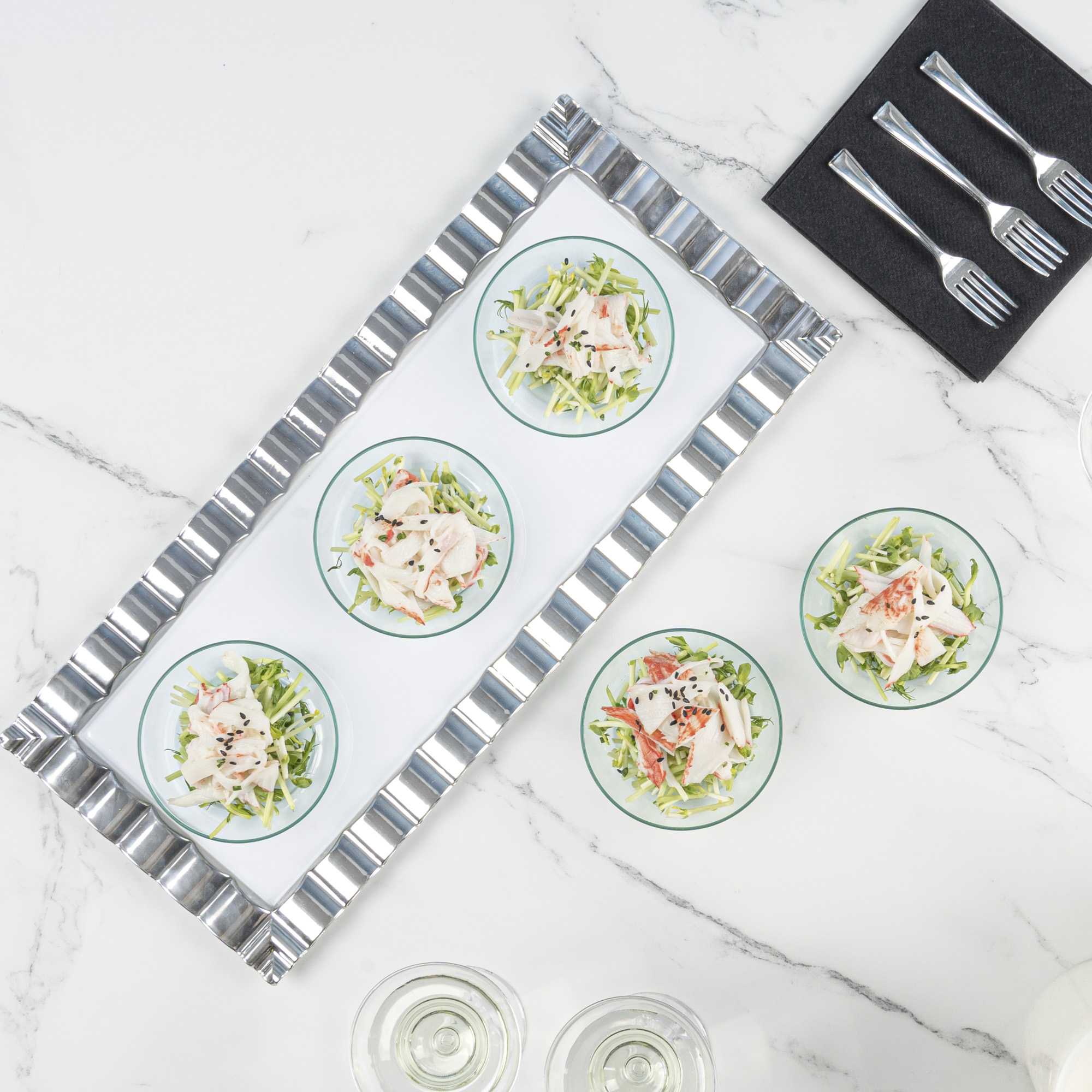 Mini Serve Round Seagreen Plastic Mini Rotondo Plate - 3 1/4" x 3 1/4" x 3/4" - 100 count box