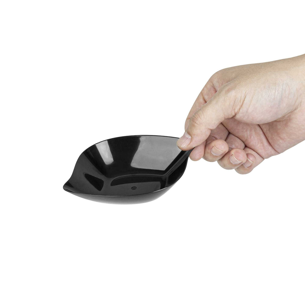 Mini Serve Square Black Plastic Comma Plate - 3 1/2" x 4 1/2" x 1" - 100 count box