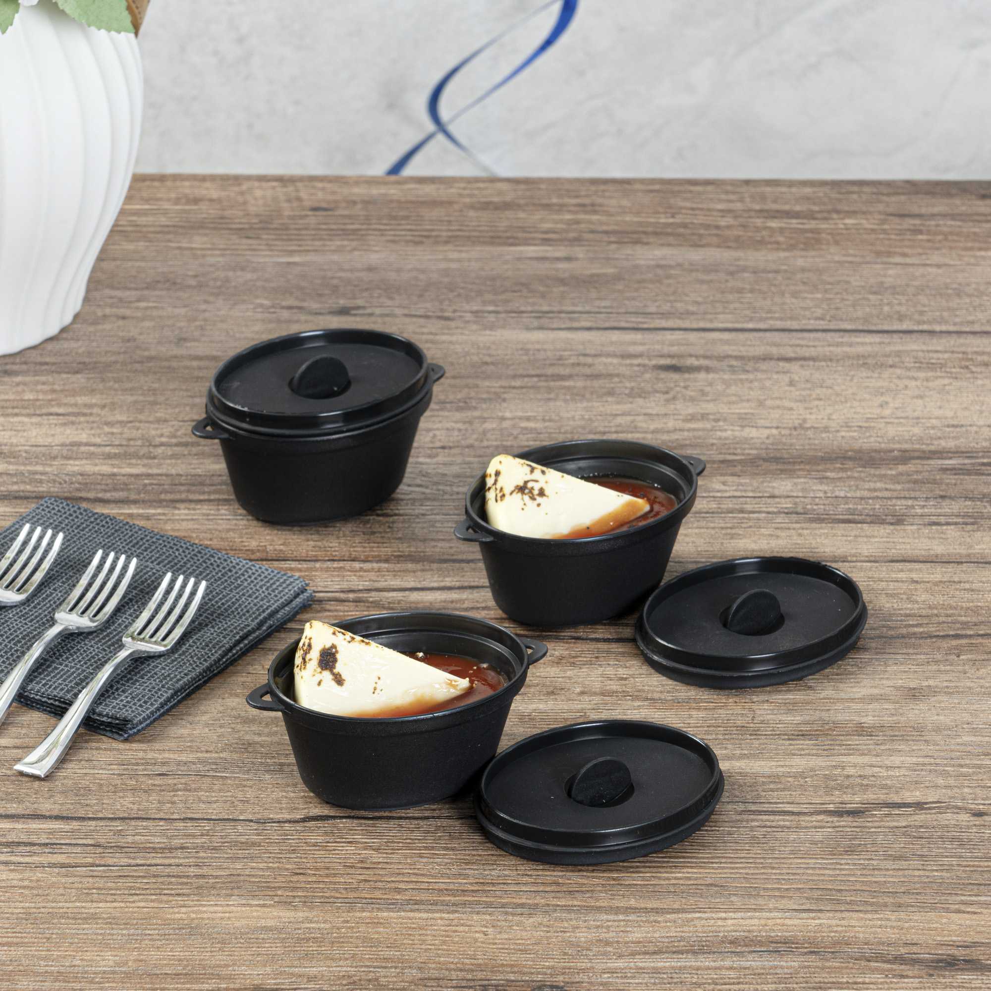 Mini Serve 3 oz Oval Black Plastic Mini Kettle Dish - 3" x 2 1/4" x 1 1/2" - 100 count box