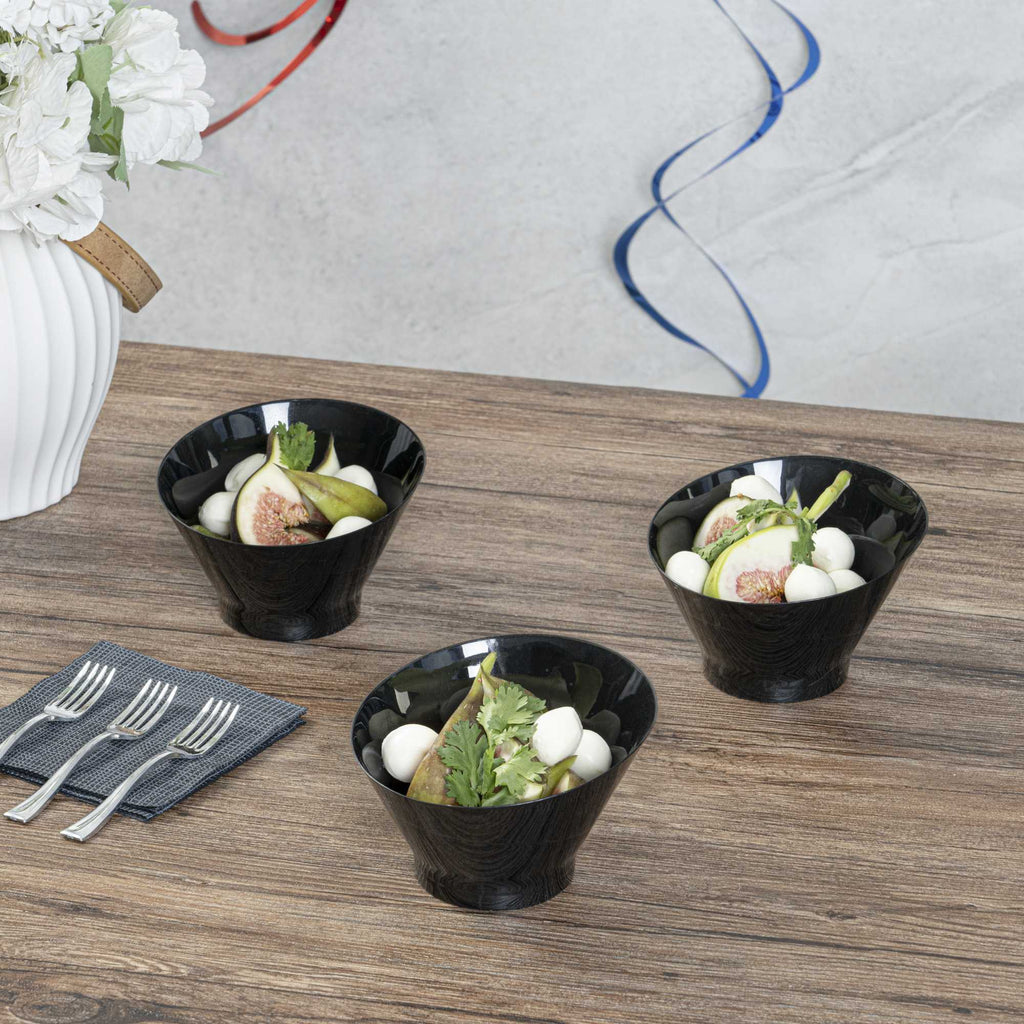 Mini Serve 7 oz Round Black Plastic Incline Bowl - 4 1/4" x 4 1/4" x 2 3/4" - 20 count box