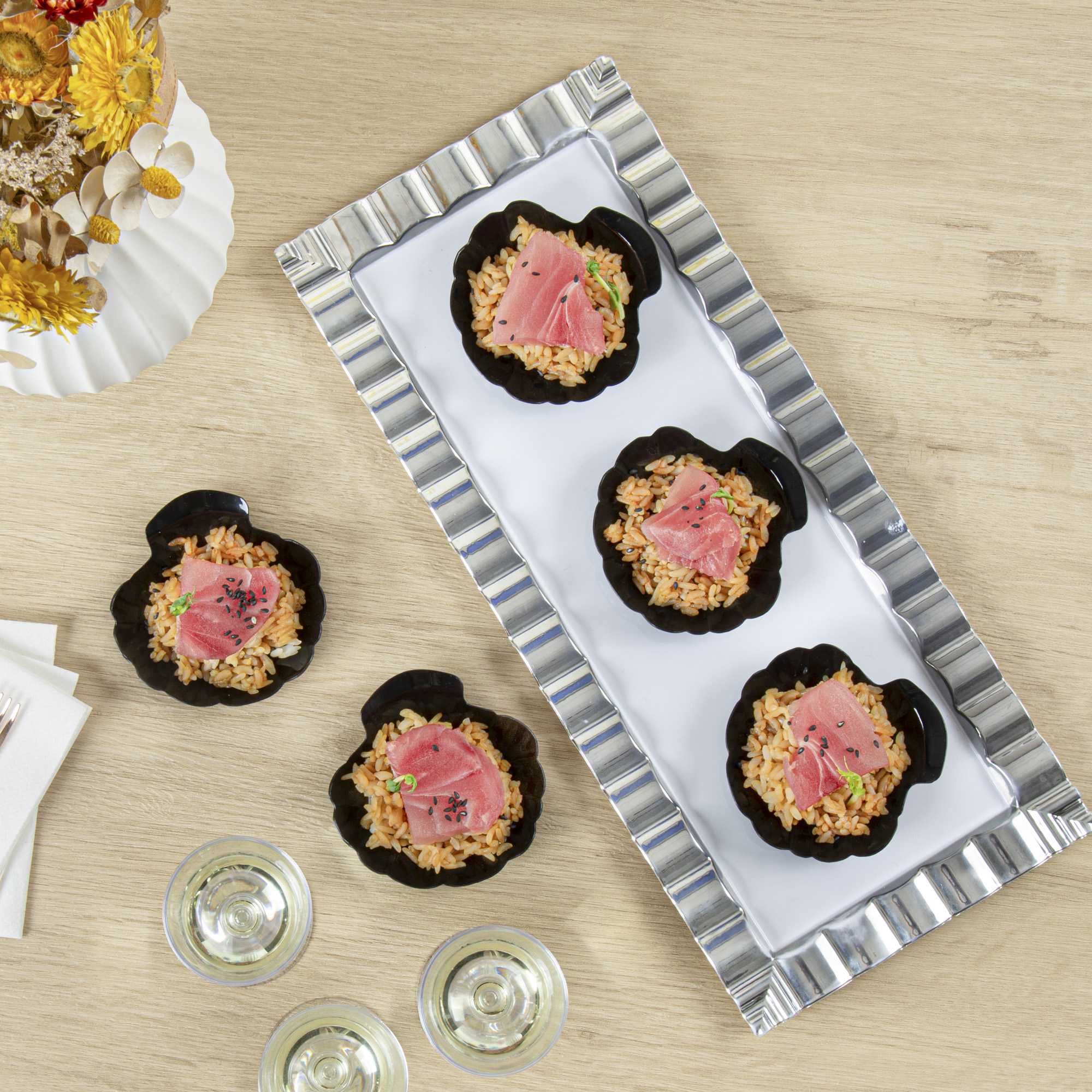 Mini Serve Black Plastic Shell Plate - 3 1/4" x 3 1/4" x 1/2" - 25 count box