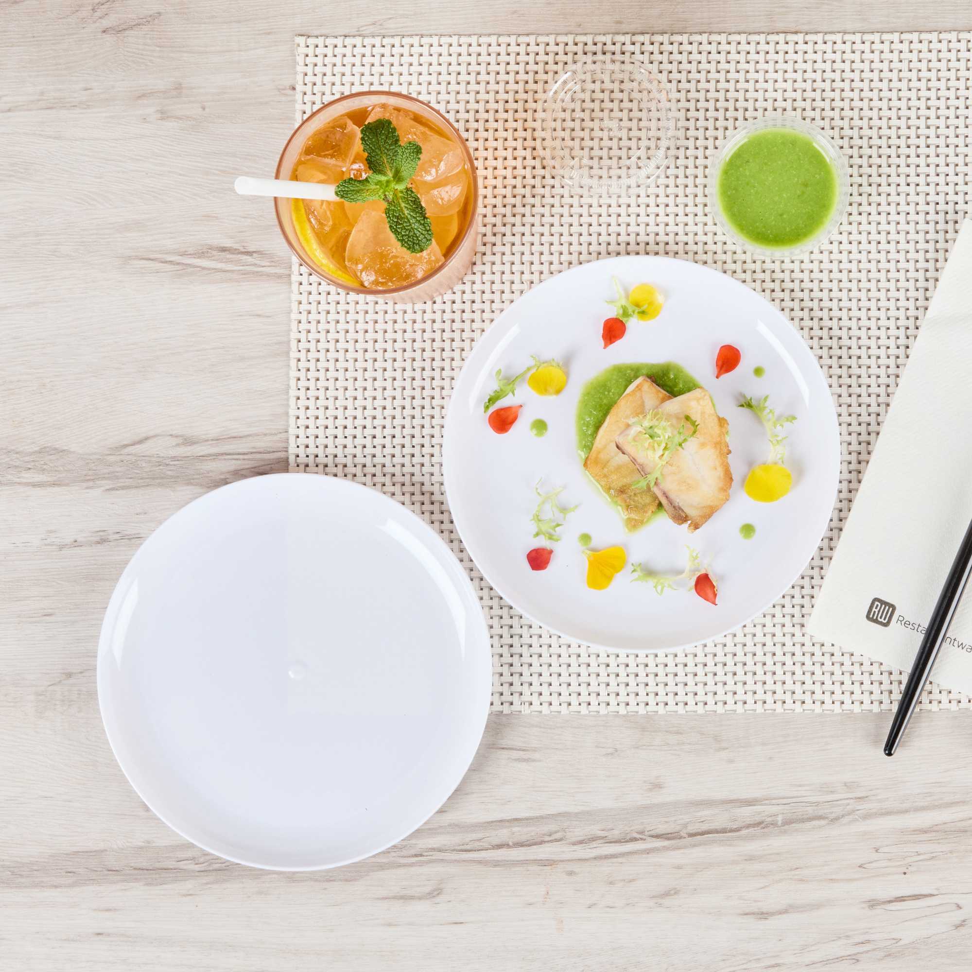 Maxi Serve Round White Plastic Medium Elegant Plate - 7" x 7" - 100 count box