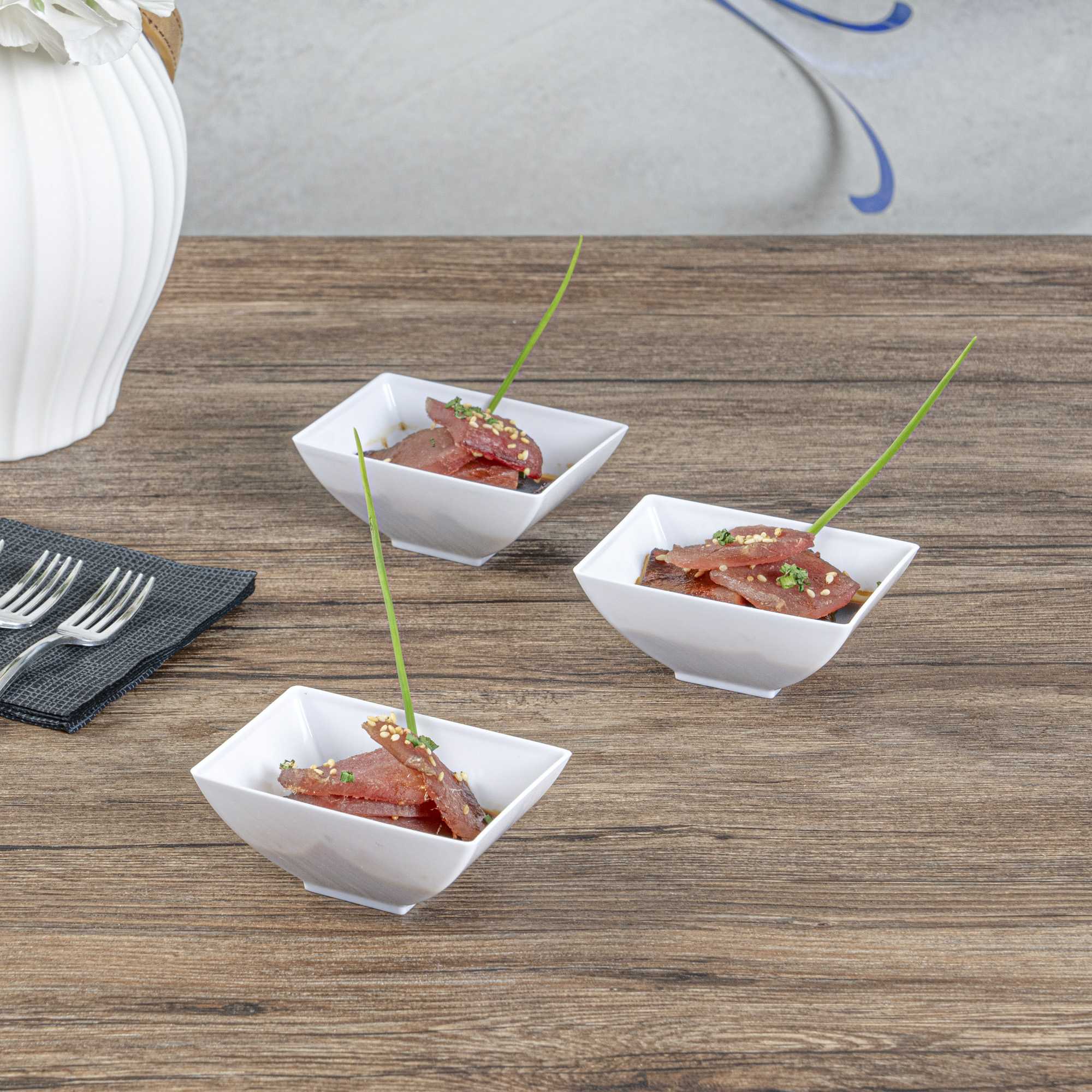Mini Serve 3 oz Rectangle White Plastic Small Architetto Bowl - 3 1/4" x 2 1/4" x 1 1/4" - 100 count box
