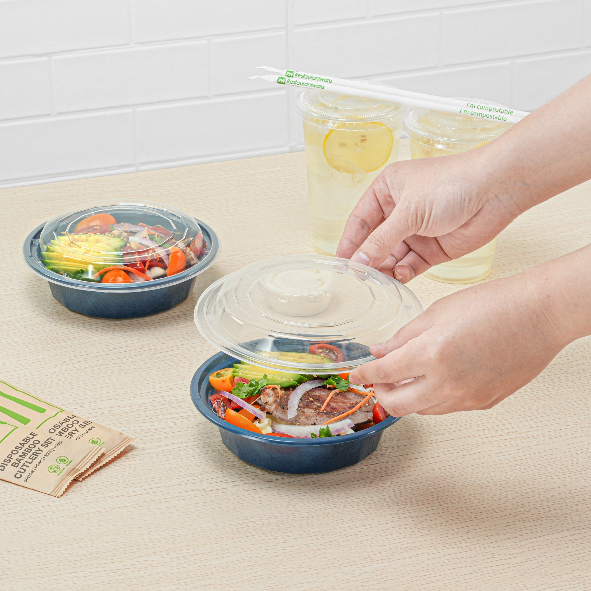 Asporto 16 oz Round Midnight Blue Plastic To Go Box - with Clear Lid, Microwavable - 6 1/4" x 6 1/4" x 1 3/4" - 100 count box