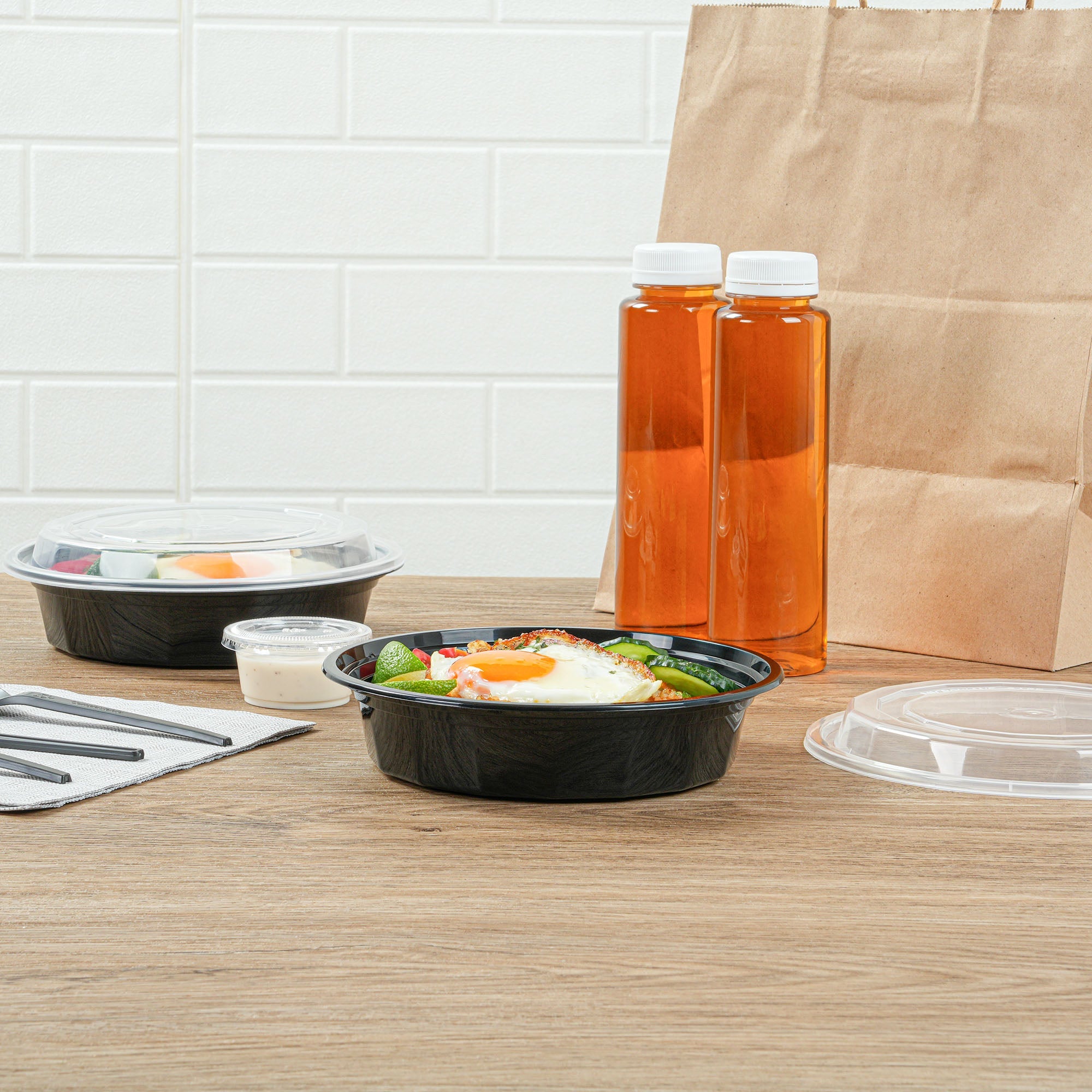 Asporto 24 oz Round Black Plastic To Go Box - with Clear Lid, Microwavable - 7 1/4" x 7 1/4" x 1 1/2" - 50 count box