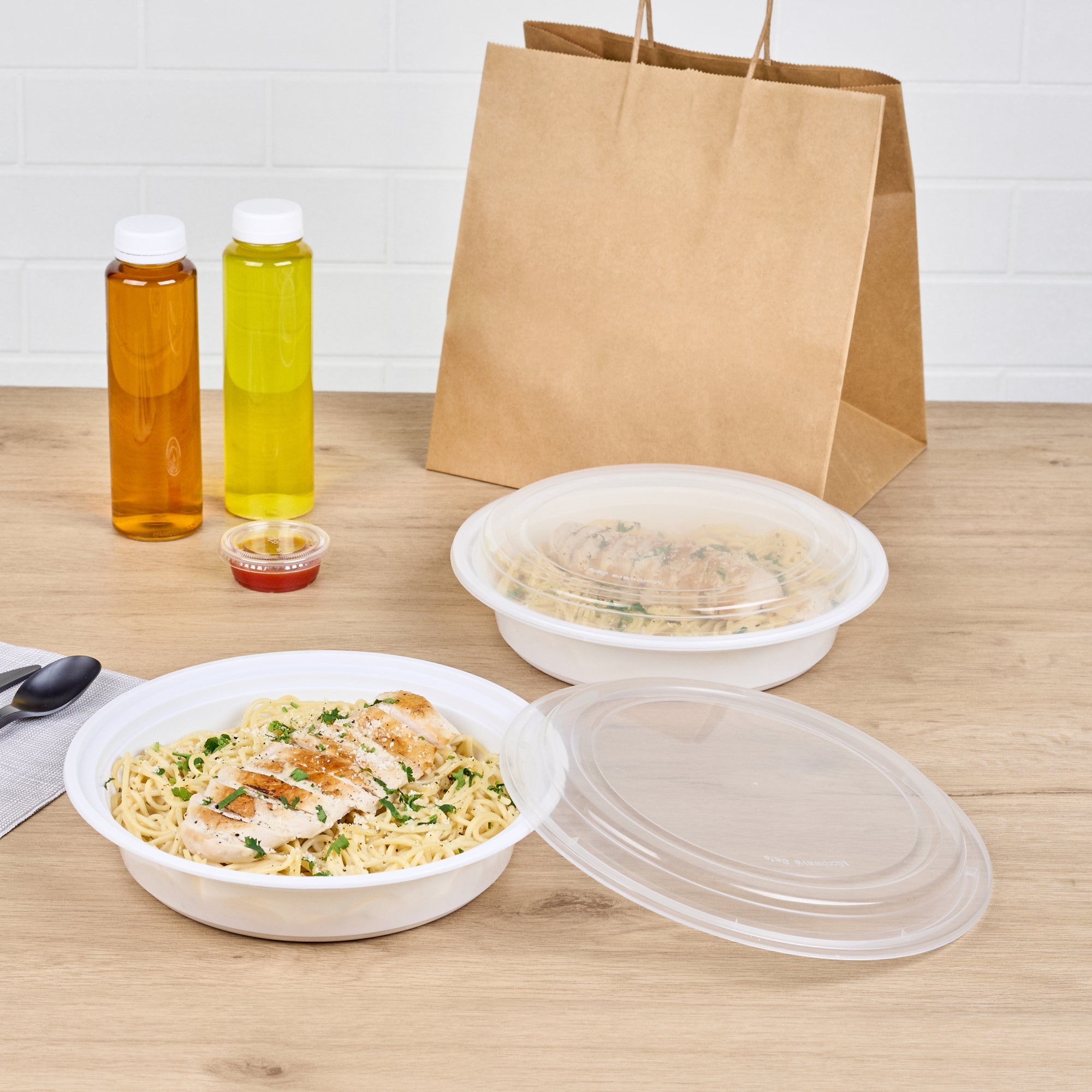 Asporto 48 oz Round White Plastic To Go Box - with Clear Lid, Microwavable - 9" x 9" x 1 3/4" - 50 count box