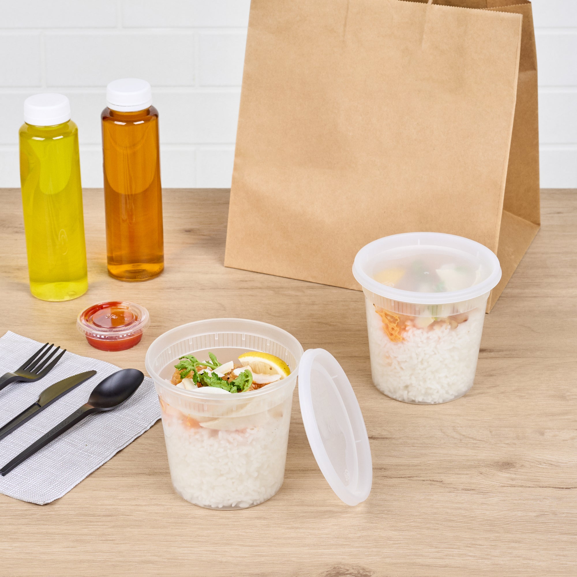 Asporto 24 oz Round Clear Plastic Soup Container - with Lid, Microwavable - 4 1/2" x 4 1/2" x 4 1/4" - 100 count box