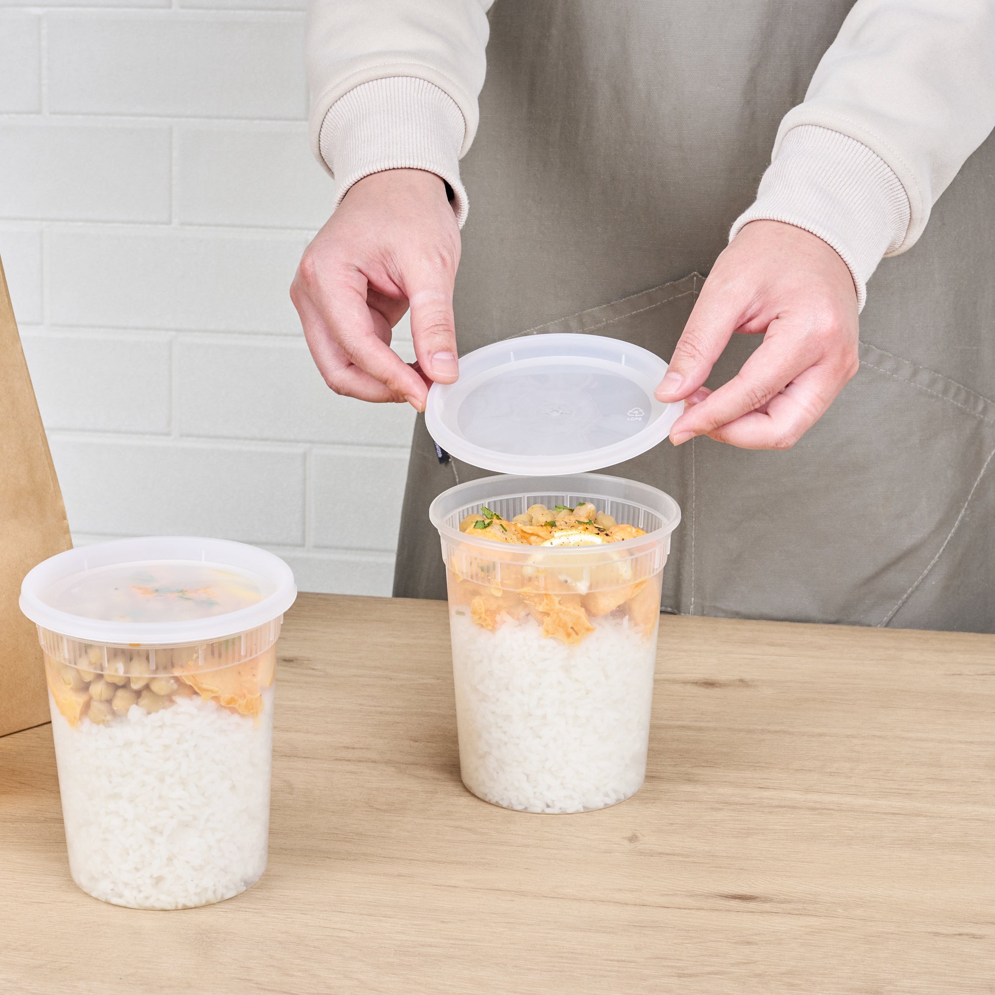 Asporto 32 oz Round Clear PP Soup Container - with Lid, Microwavable - 4 1/2" x 4 1/2" x 5 1/2" - 25 count box