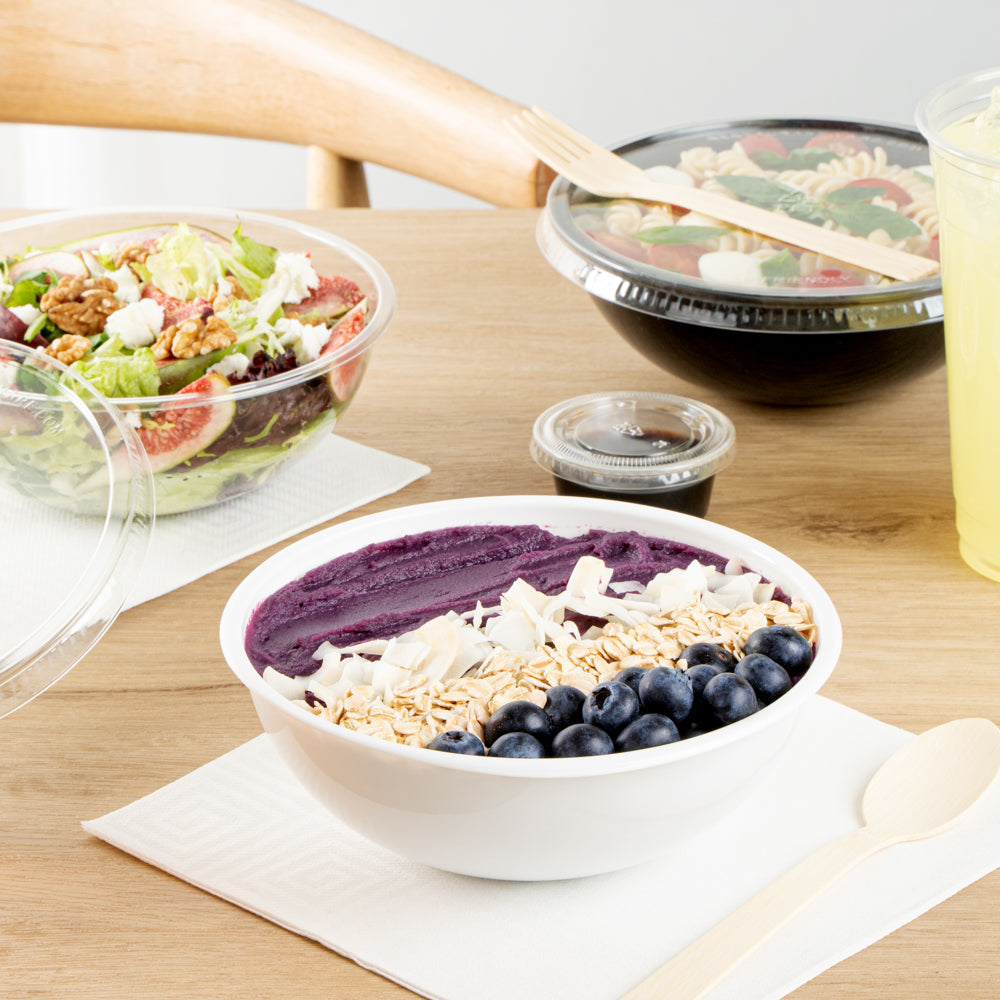 Maxi Serve 21 oz Round White Plastic Salad Bowl - 6 3/4" x 6 3/4" x 2 1/2" - 50 count box