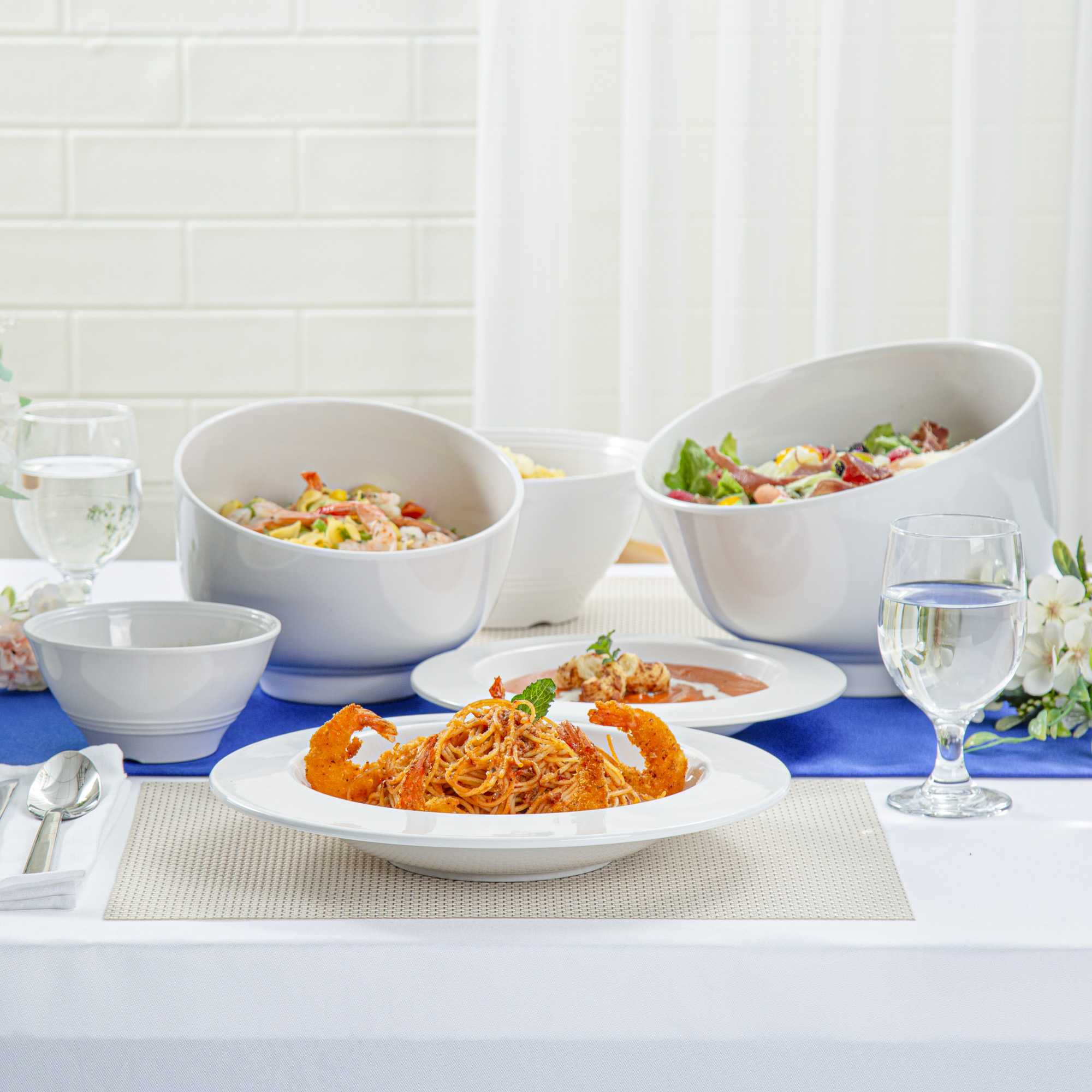 Voga 36 oz Round White Melamine Large Bowl - Classic - 12" x 12" x 2" - 10 count box