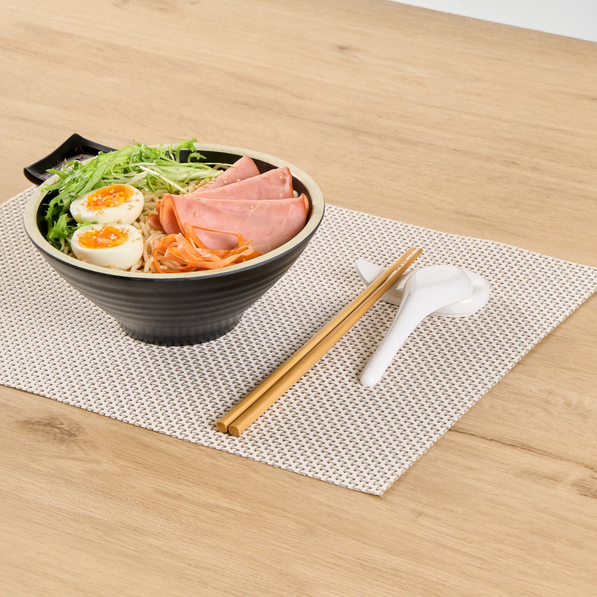 Voga White Melamine Chopstick and Spoon Rest - 3 1/2" x 2" x 3/4" - 10 count box