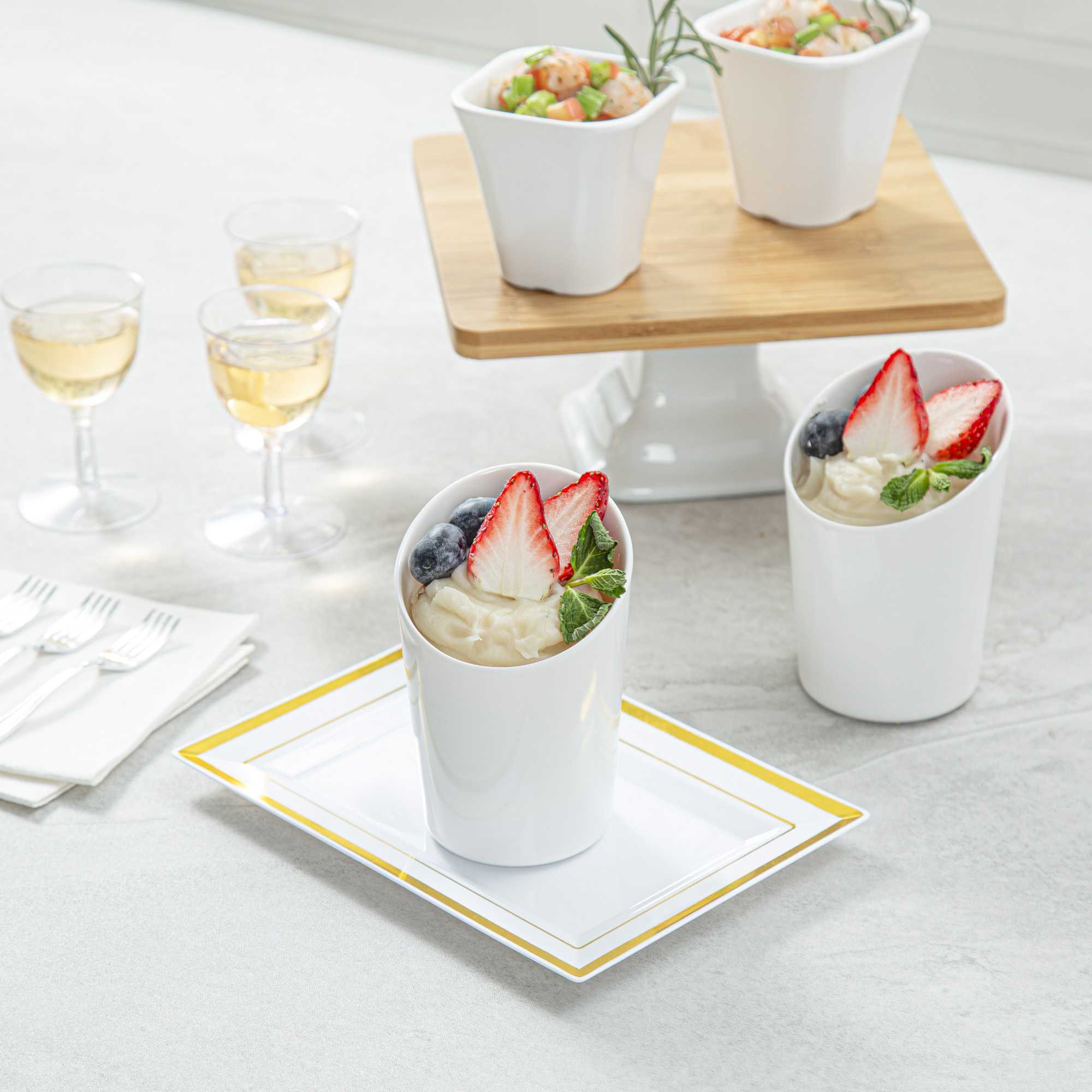 Voga 9 oz Round White Melamine Cup - Incline - 3" x 3" x 3" - 10 count box