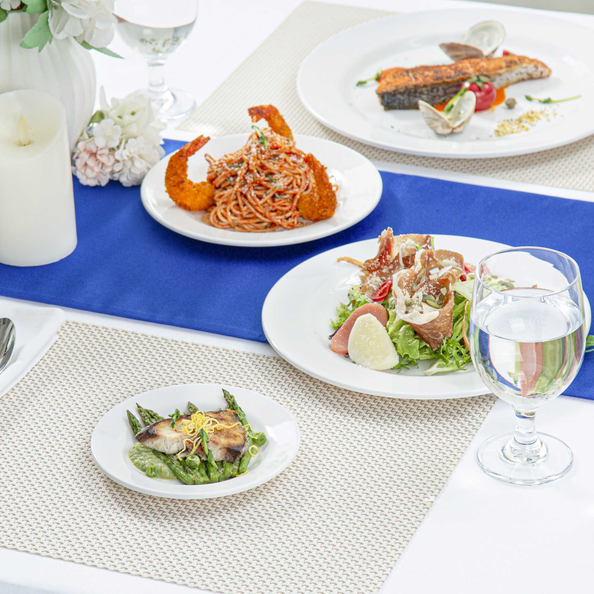 Voga Round White Melamine Small Plate - Classic, Rimmed - 6" x 6" x 1/2" - 10 count box