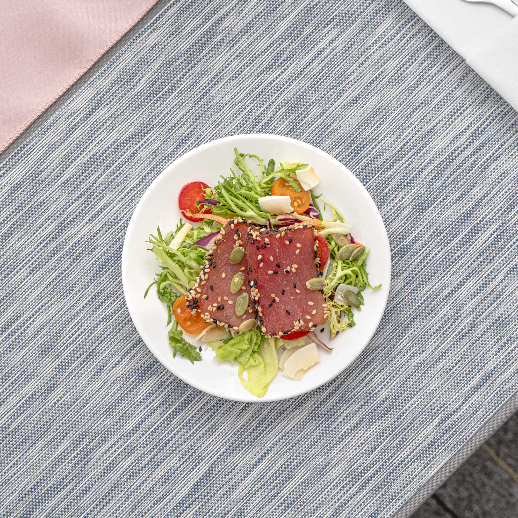 Voga Round White Melamine Small Plate - Classic, Rimless - 6" x 6" x 1" - 10 count box