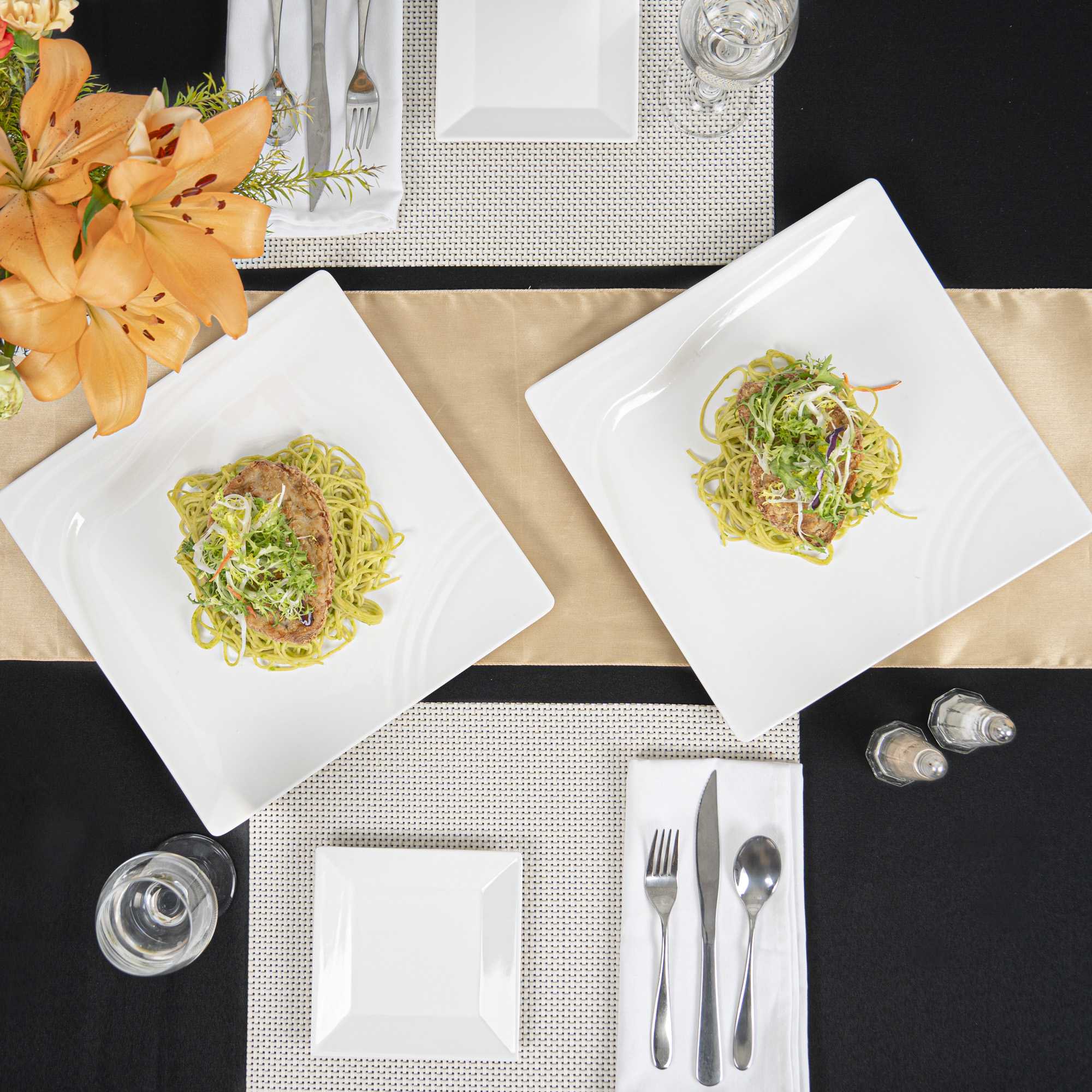 Voga Square White Melamine Large Plate - Flare - 12" x 12" x 1" - 10 count box