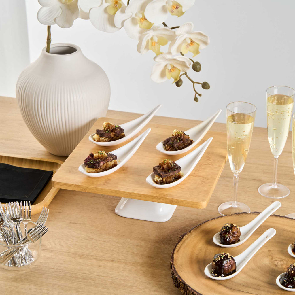 Voga Teardrop White Melamine Tasting Spoon - Japonais, Moderna - 4 1/4" x 1 3/4" x 1 3/4" - 10 count box