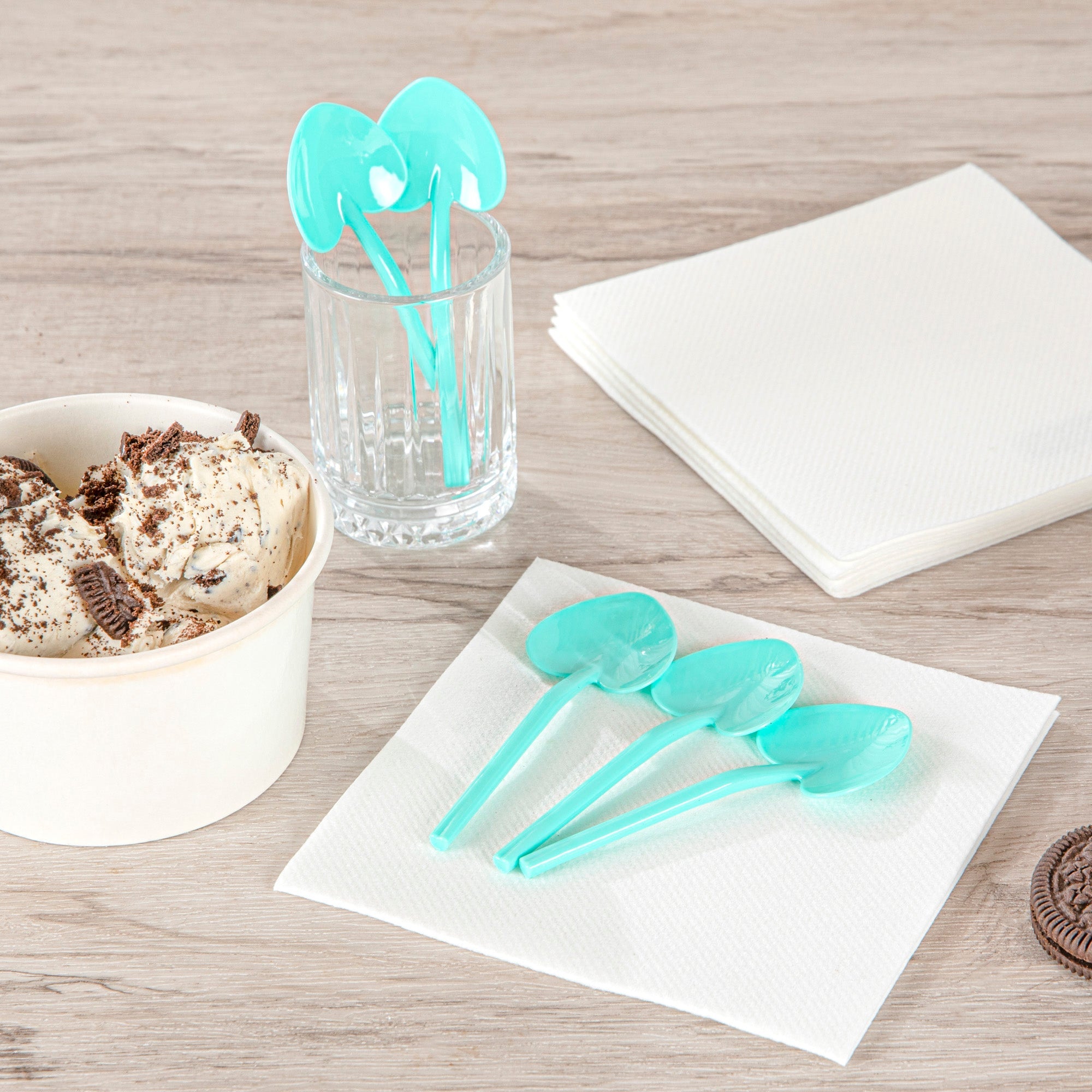 Coppetta Teal Plastic Love Shovel Spoon - 3 1/2" x 1 1/4" - 500 count box