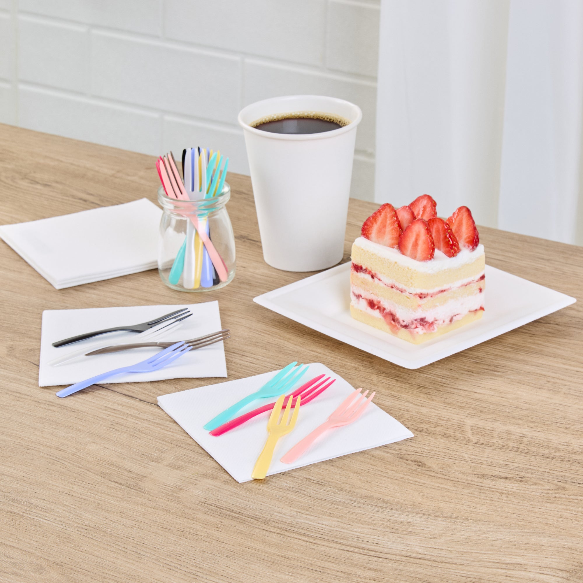 Coppetta Coral Plastic Cake Fork with Knife Edge - 4" x 3/4" - 500 count box