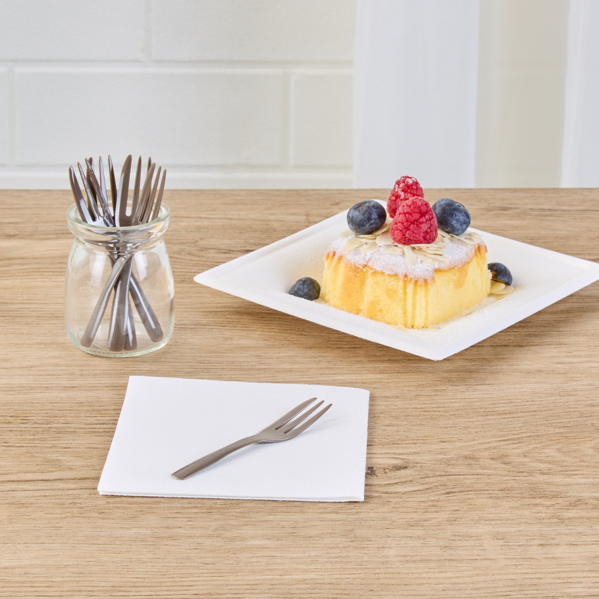 Coppetta Fashion Gray Plastic Cake Fork with Knife Edge - 4" x 3/4" - 500 count box