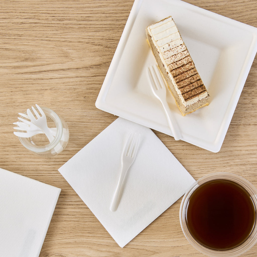 Coppetta Pearl White Plastic Cake Fork with Knife Edge - 4" x 3/4" - 500 count box