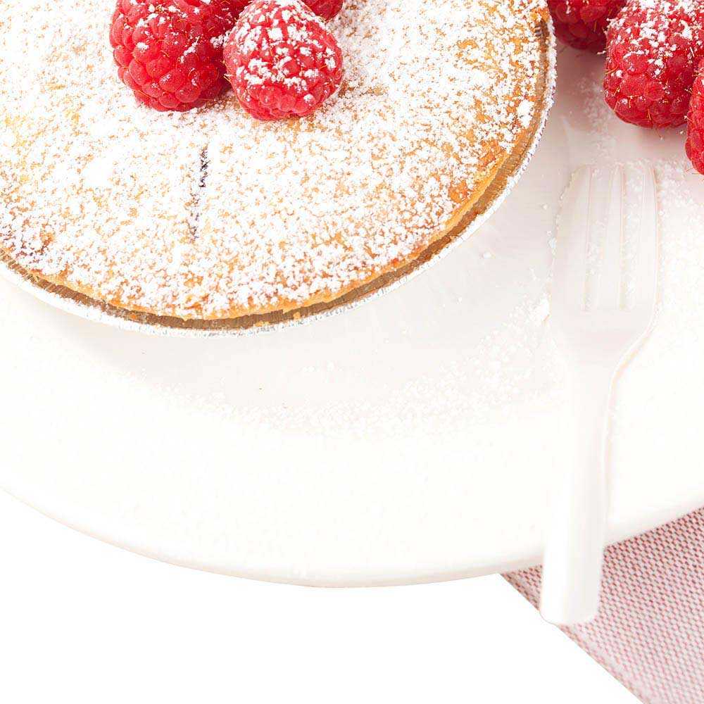 Coppetta Pearl White Plastic Cake Fork with Knife Edge - 4" x 3/4" - 100 count box