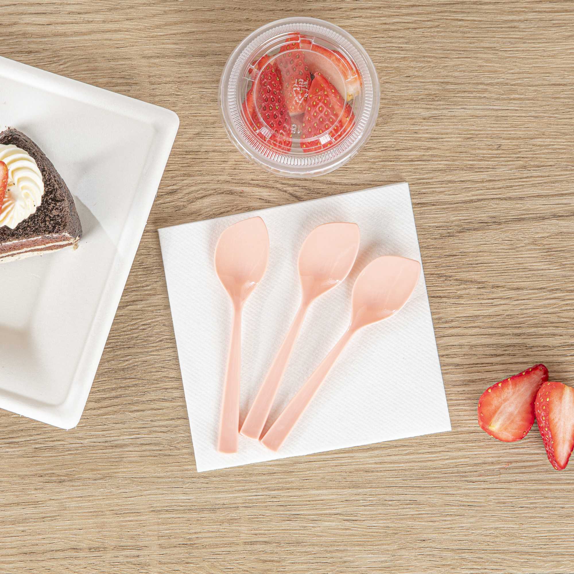 Coppetta Coral Plastic Petal Spoon - 4 1/2" x 1" - 100 count box
