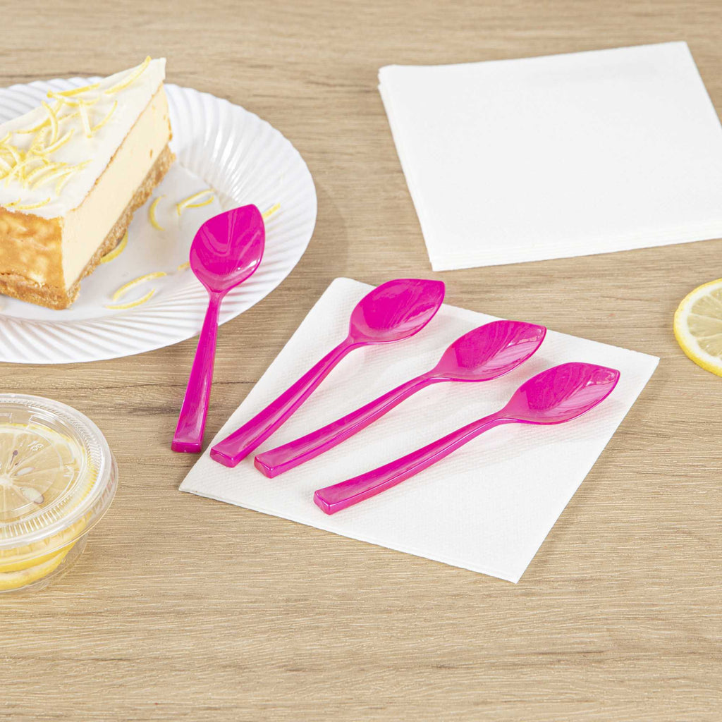 Coppetta Magenta Plastic Petal Spoon - 4 1/2" x 1" - 100 count box